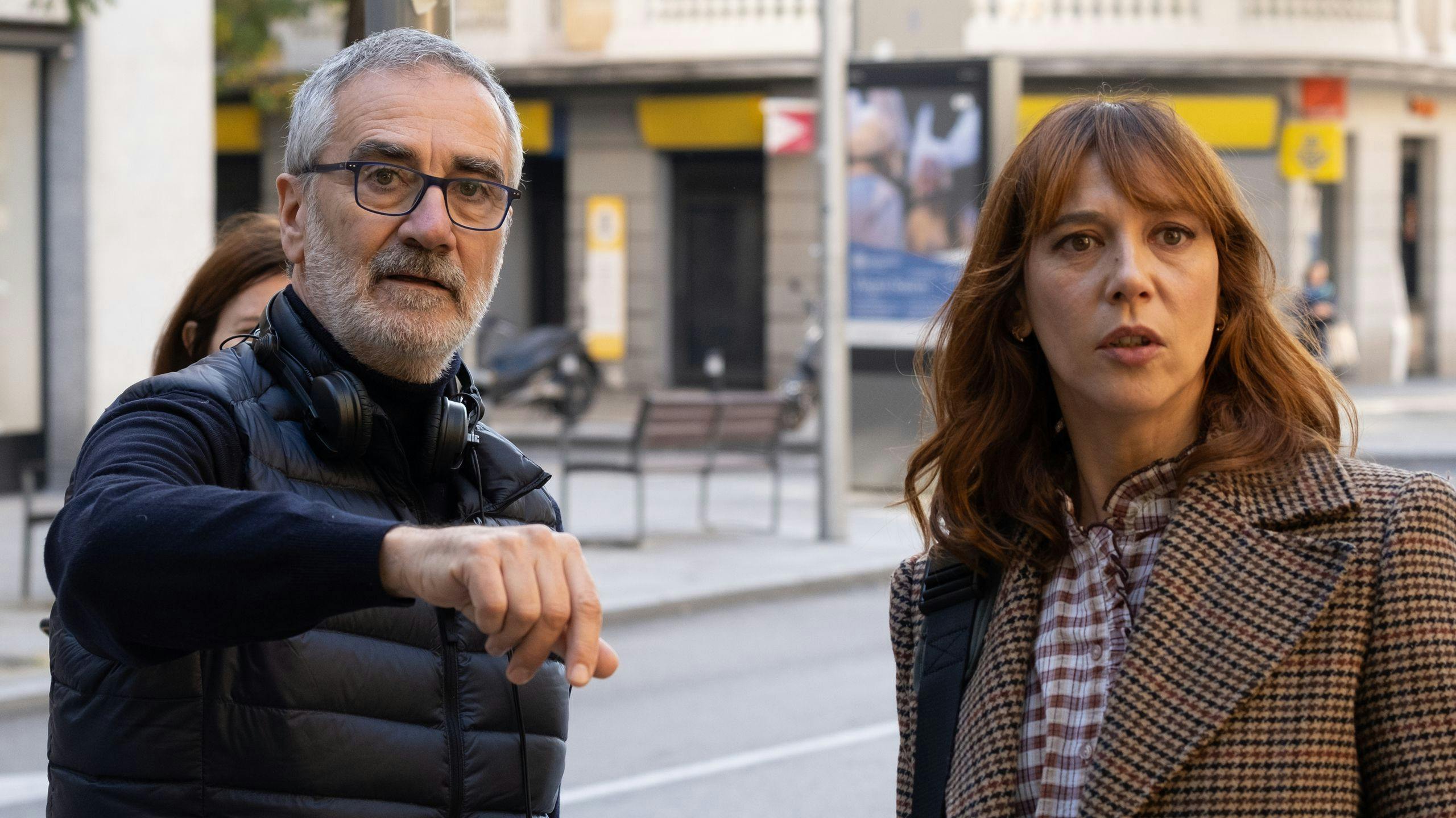 El director Javier Fesser y la actriz Lorena López en una imagen de rodaje de 'Custodia repartida'
