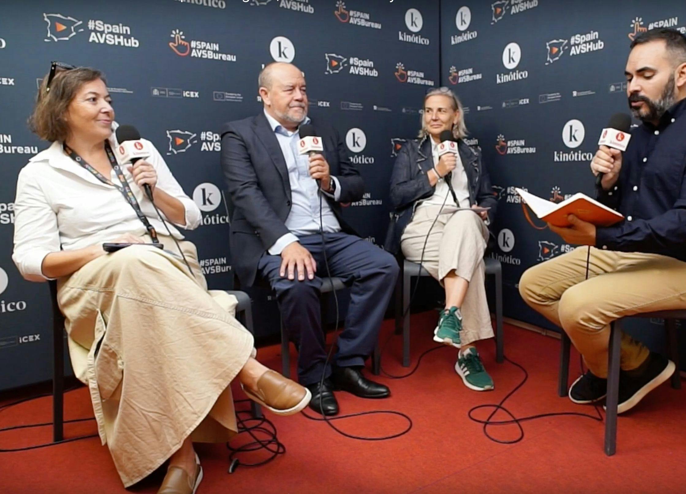 Fermín Crespo Rodríguez (Director General de la Ciudad de la Luz), Nuria Guinnot (Coordinadora de Gran Canaria Film Commission), Cristina Brandner (Gerente del Parc Audiovisual de Catalunya)