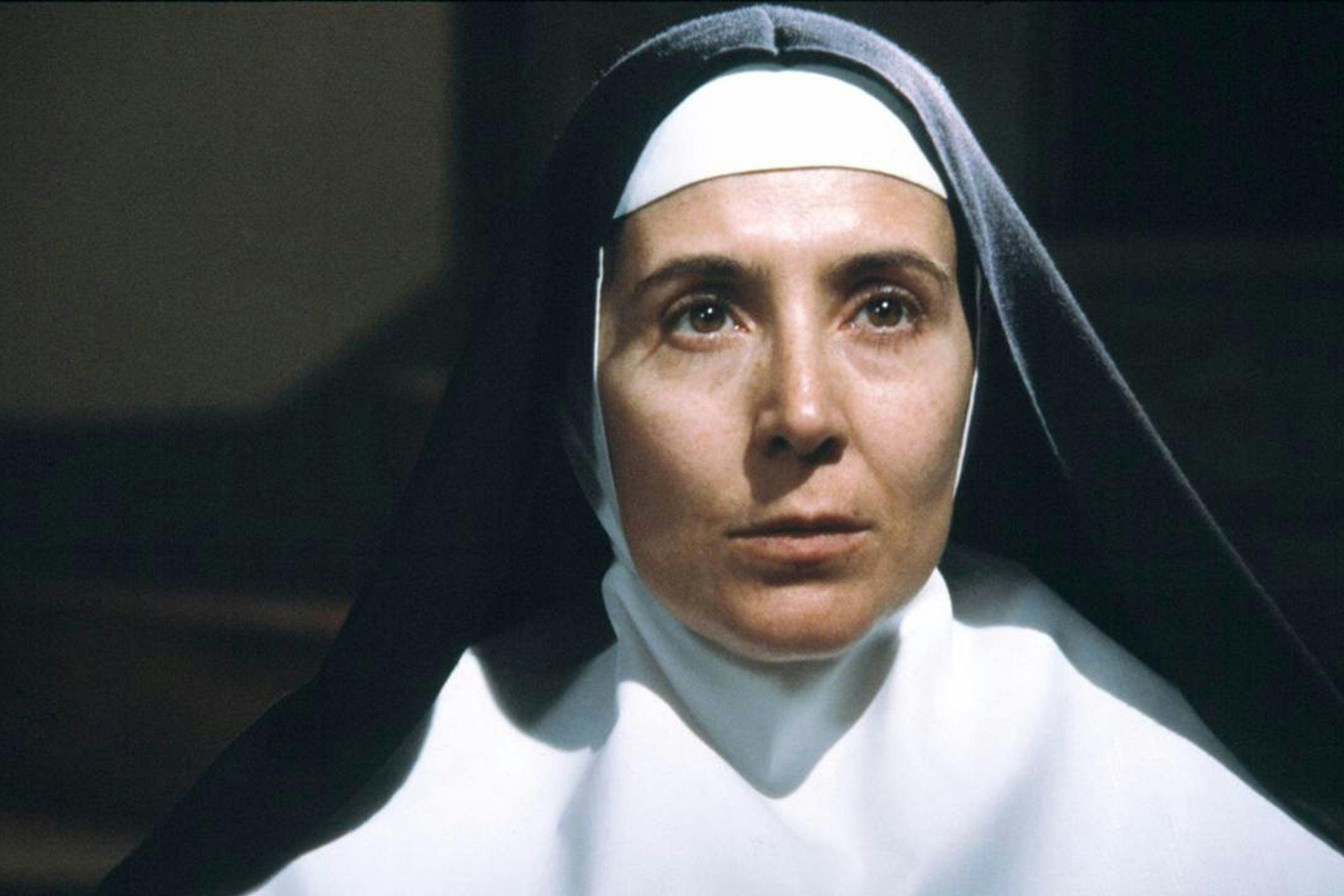 Fotografía promocional de la serie 'Teresa de Jesús', de Josefina Molina, con Concha Velasco