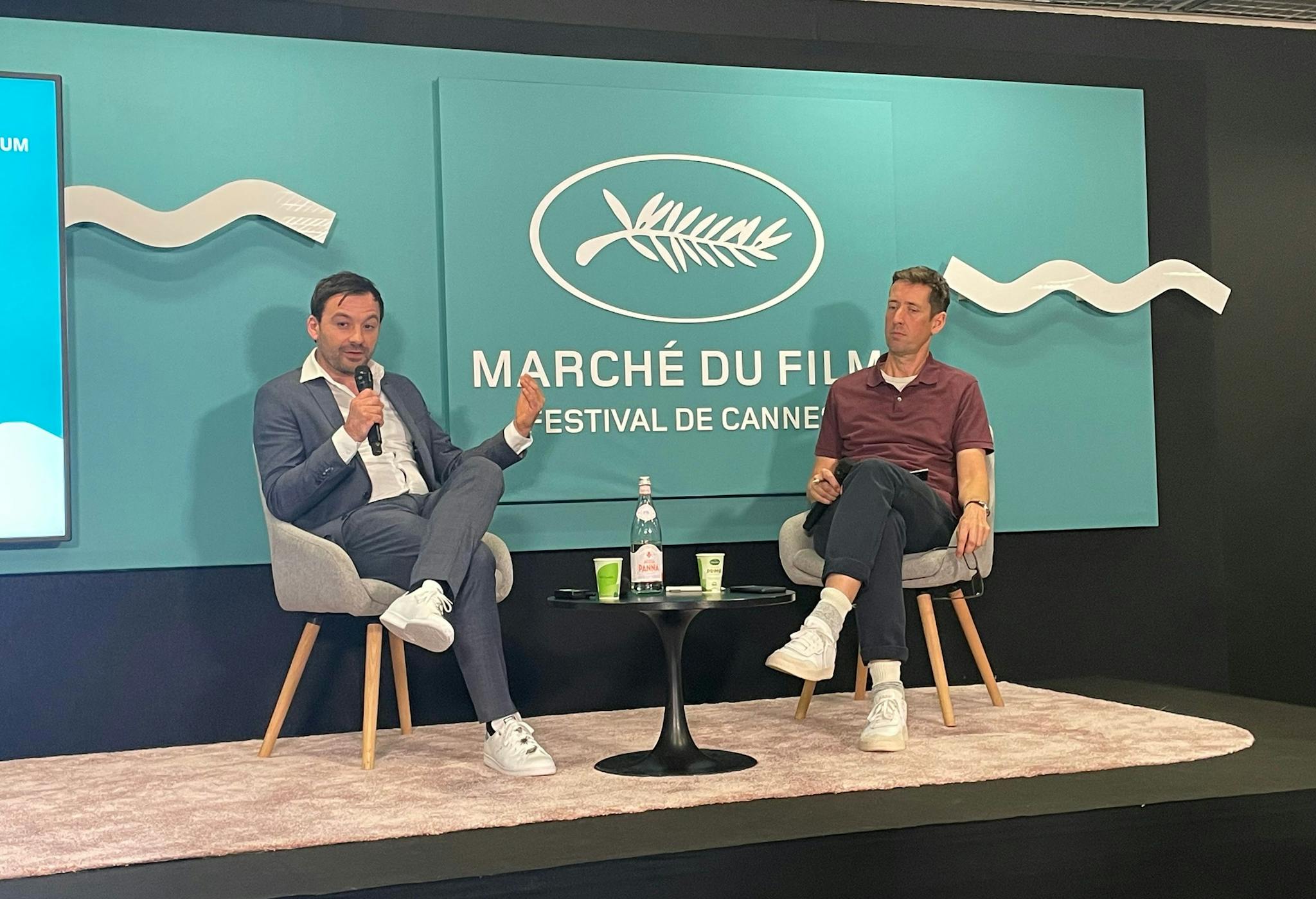 Olivier Jollet durante su intervención en el Marché du Film junto a Stewart Clarke