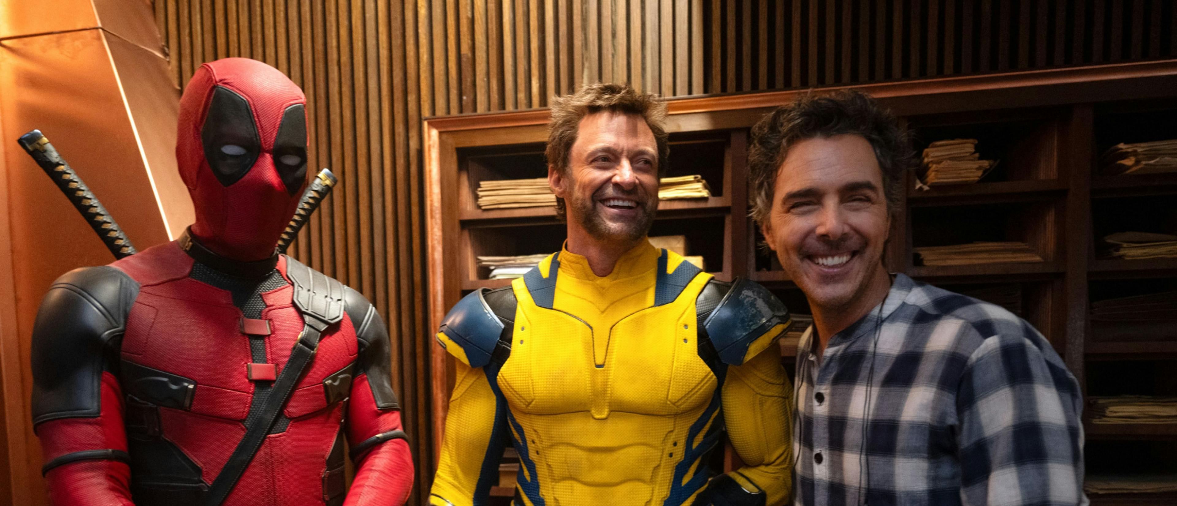 Los actores Ryan Reynolds y Hugh Jackman y el director Shawn Levy en el rodaje de 'Deadpool y Lobezno'