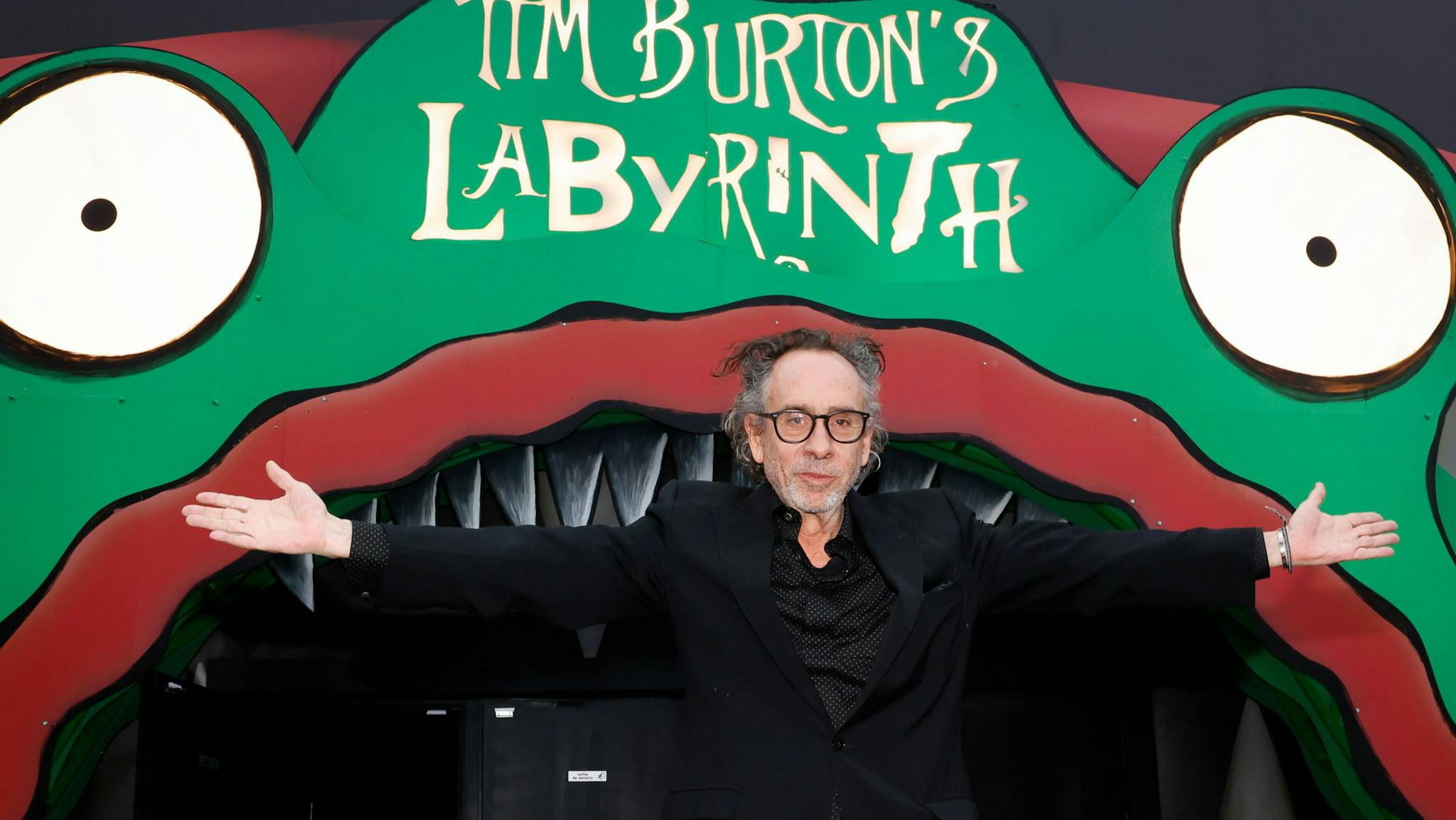 Tim Burton en la inauguración de la exposición 'Le Labyrinthe' en La Villette (Francia)