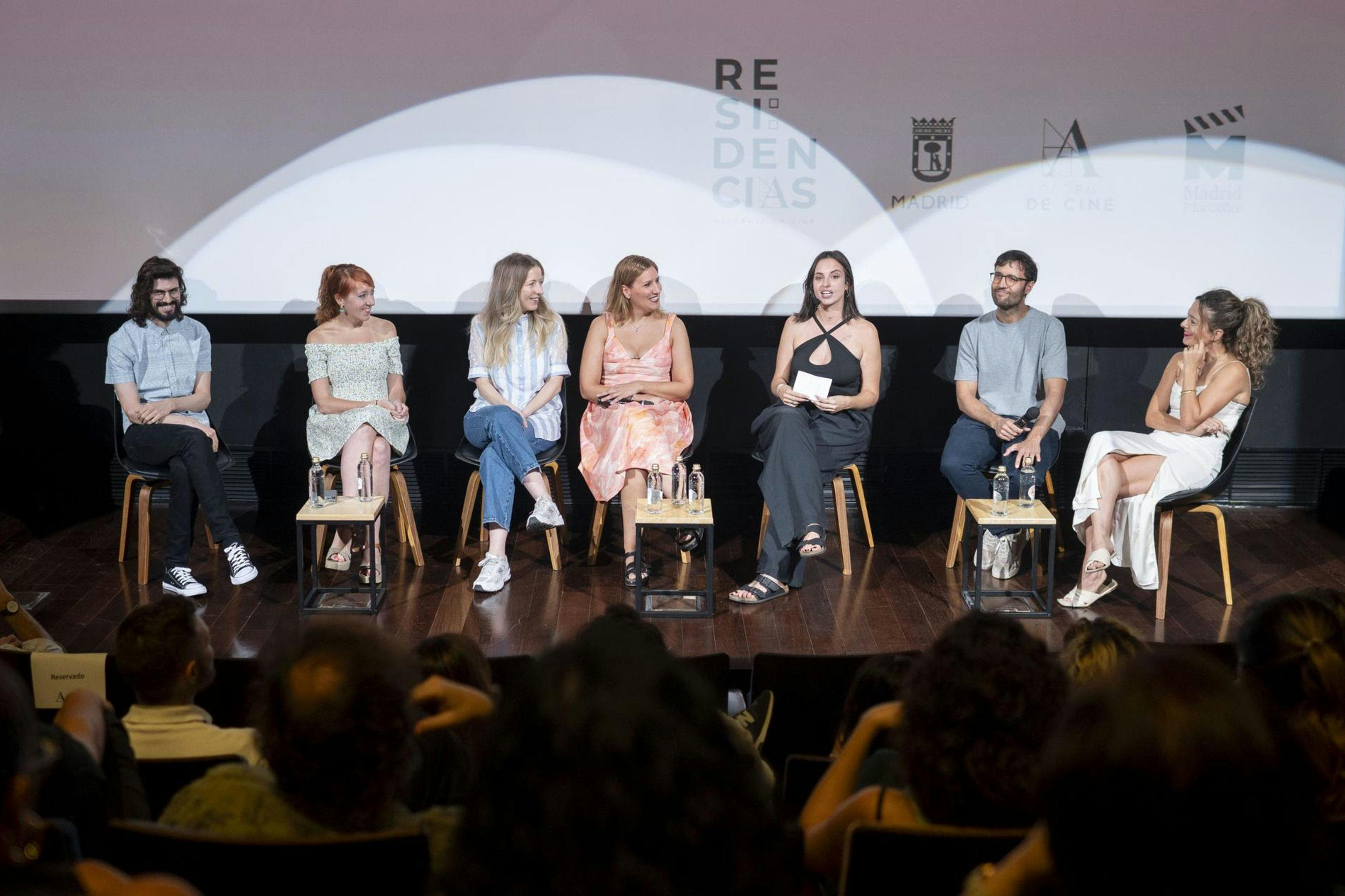 Daniel Tornero, Amaya Villar, Pilar Palomero, Teresa Bellón, Marta Medina, Pau Teixidor y Andrea Jaurrieta