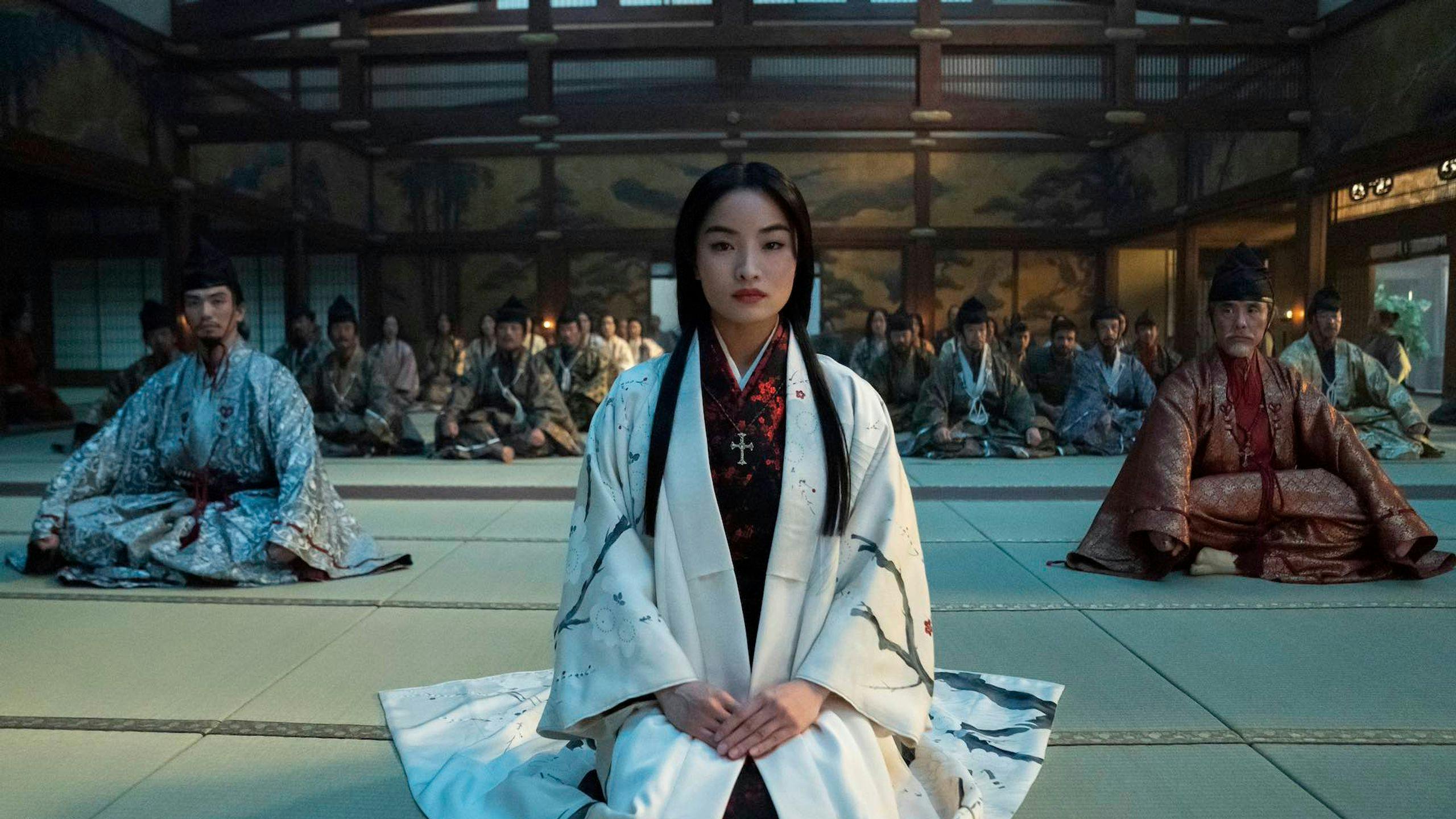 Anna Sawai en un fotograma de 'Shōgun', la serie creada por Rachel Kondo y Justin Marks
