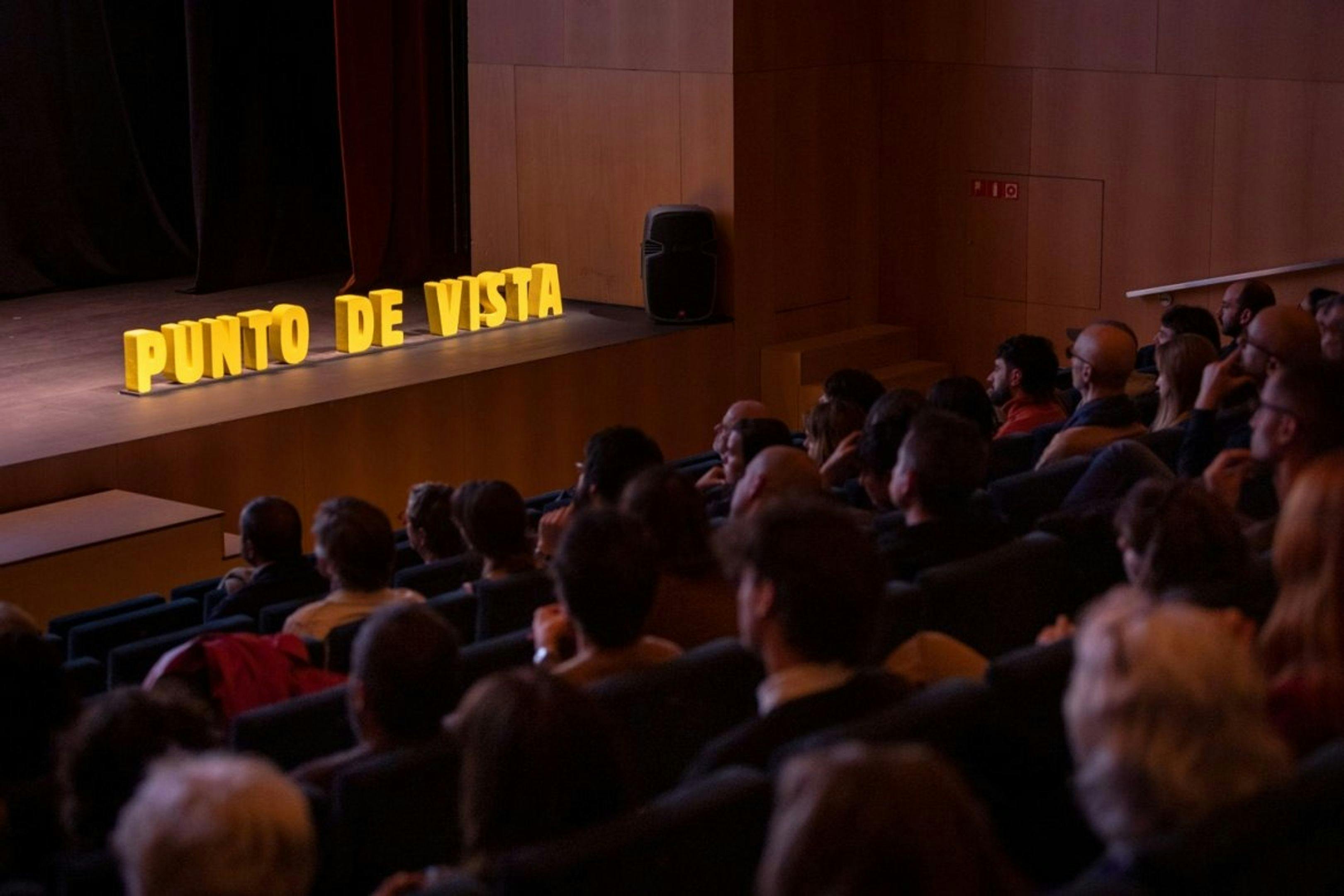 Imagen de ambiente de una proyección del Festival Punto de Vista