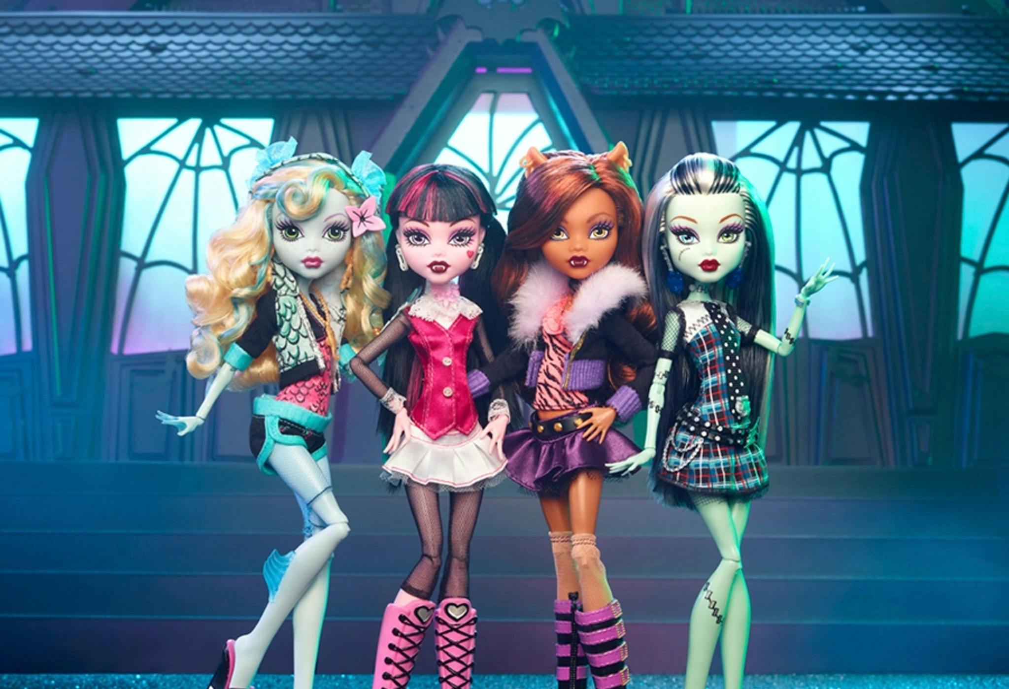 Imagen de cuatro de las Monster High creadas por Mattel
