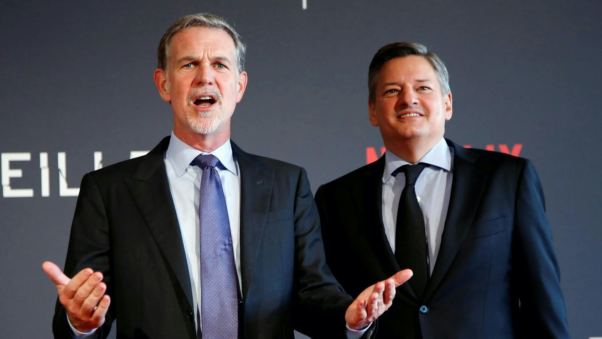 El presidente ejecutivo de Netflix, Reed Hastings, y el codirector de la compañía, Ted Sarandos