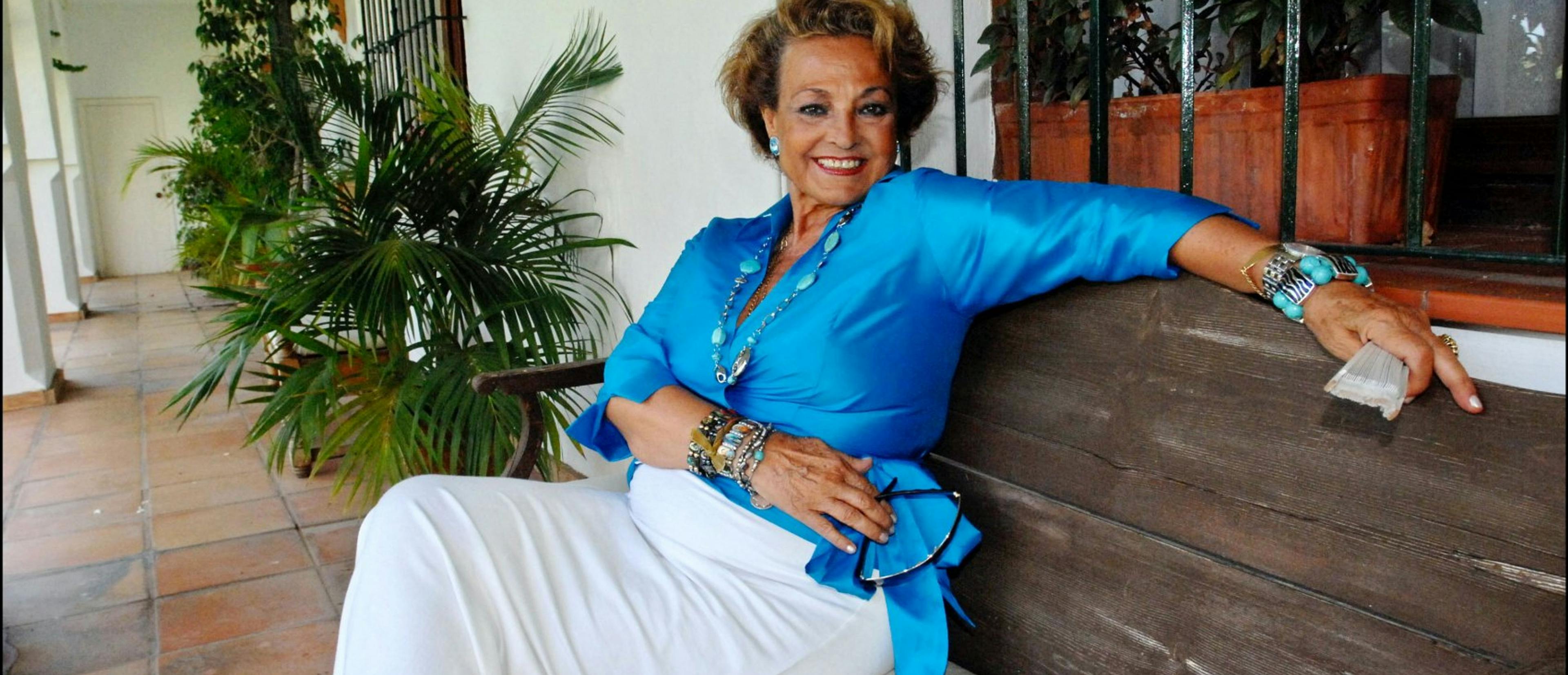 La actriz y cantante Carmen Sevilla, en un posado