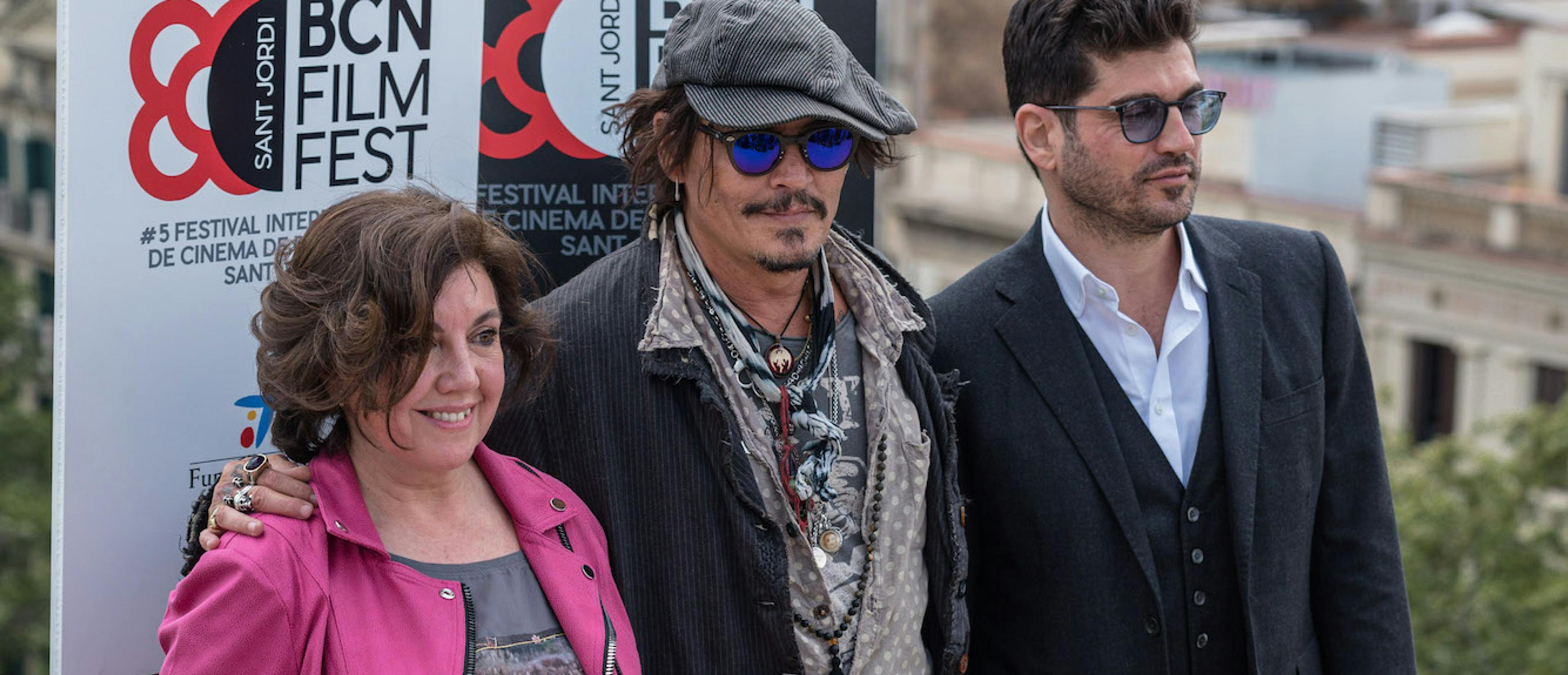 Conxita Casanovas y Johnny Depp en la presentación de 'El fotógrafo de Minimata' en el BCN Film Fest