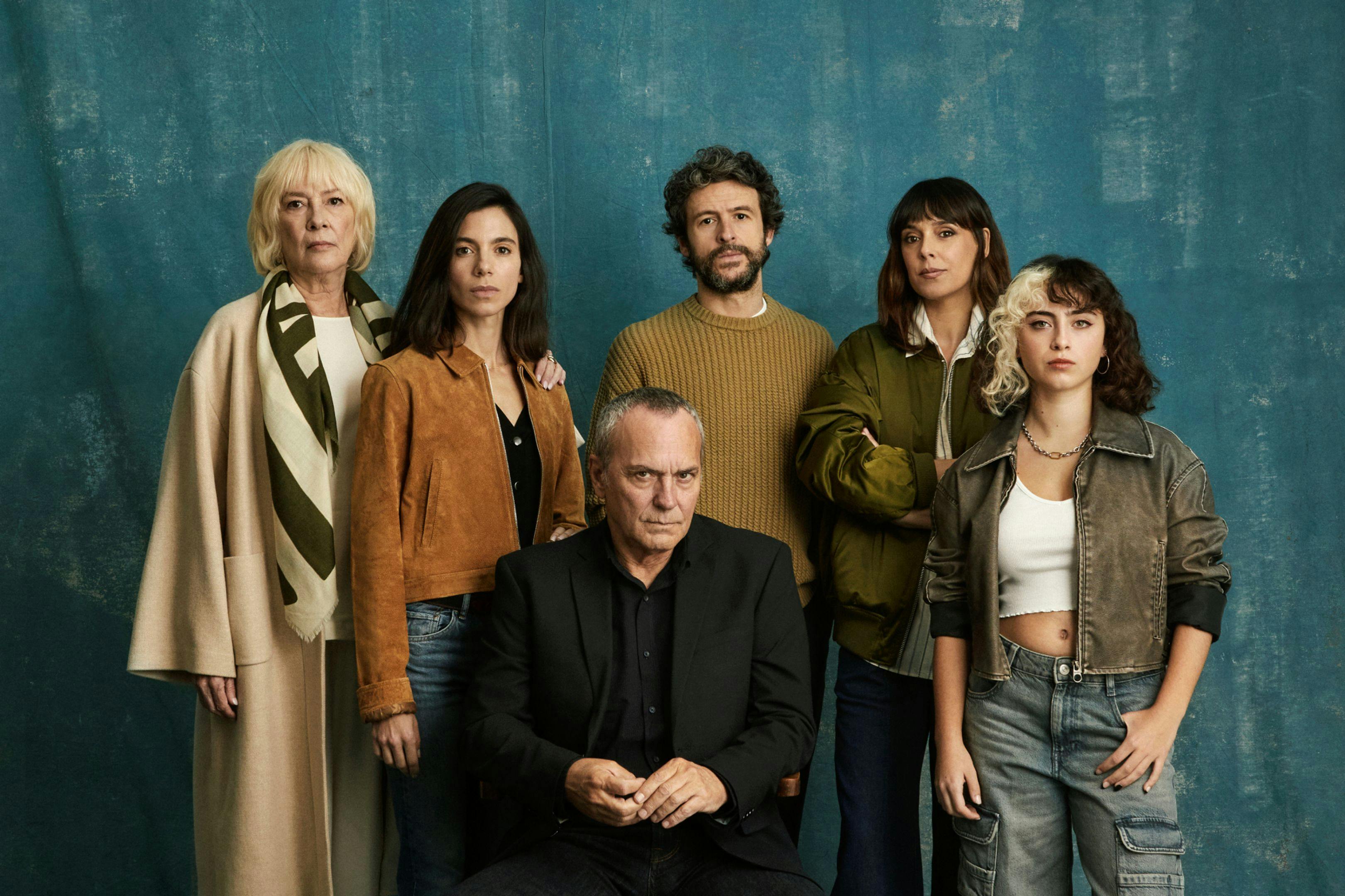 Fotografia del anuncio de rodaje de la serie 'Legado', con Susi Sánchez, Belén Cuesta, Diego Martín y José Coronado a la cabeza del reparto
