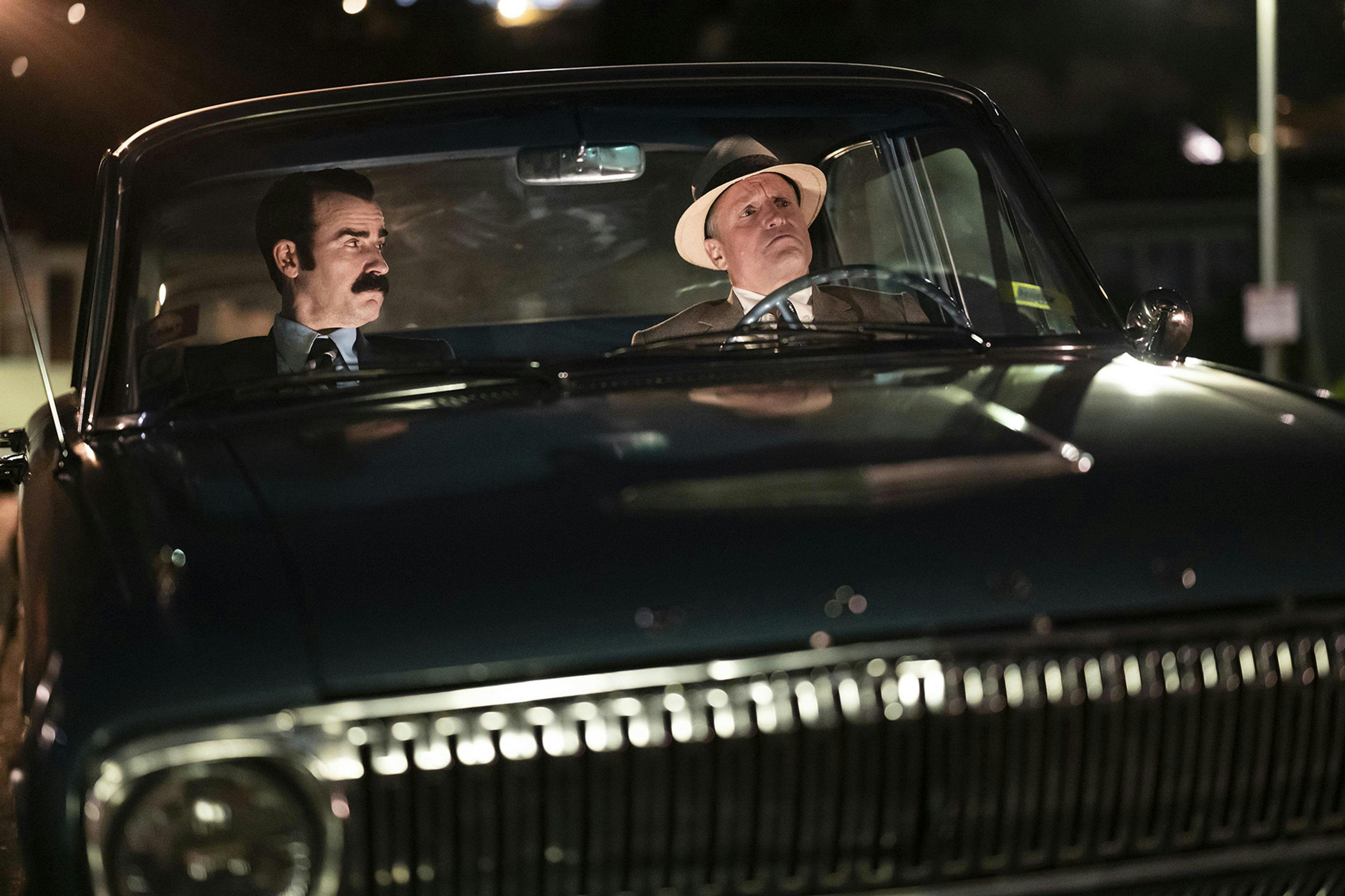 Justin Theroux y Woody Harrelson en la serie 'Los fontaneros de la Casa Blanca'