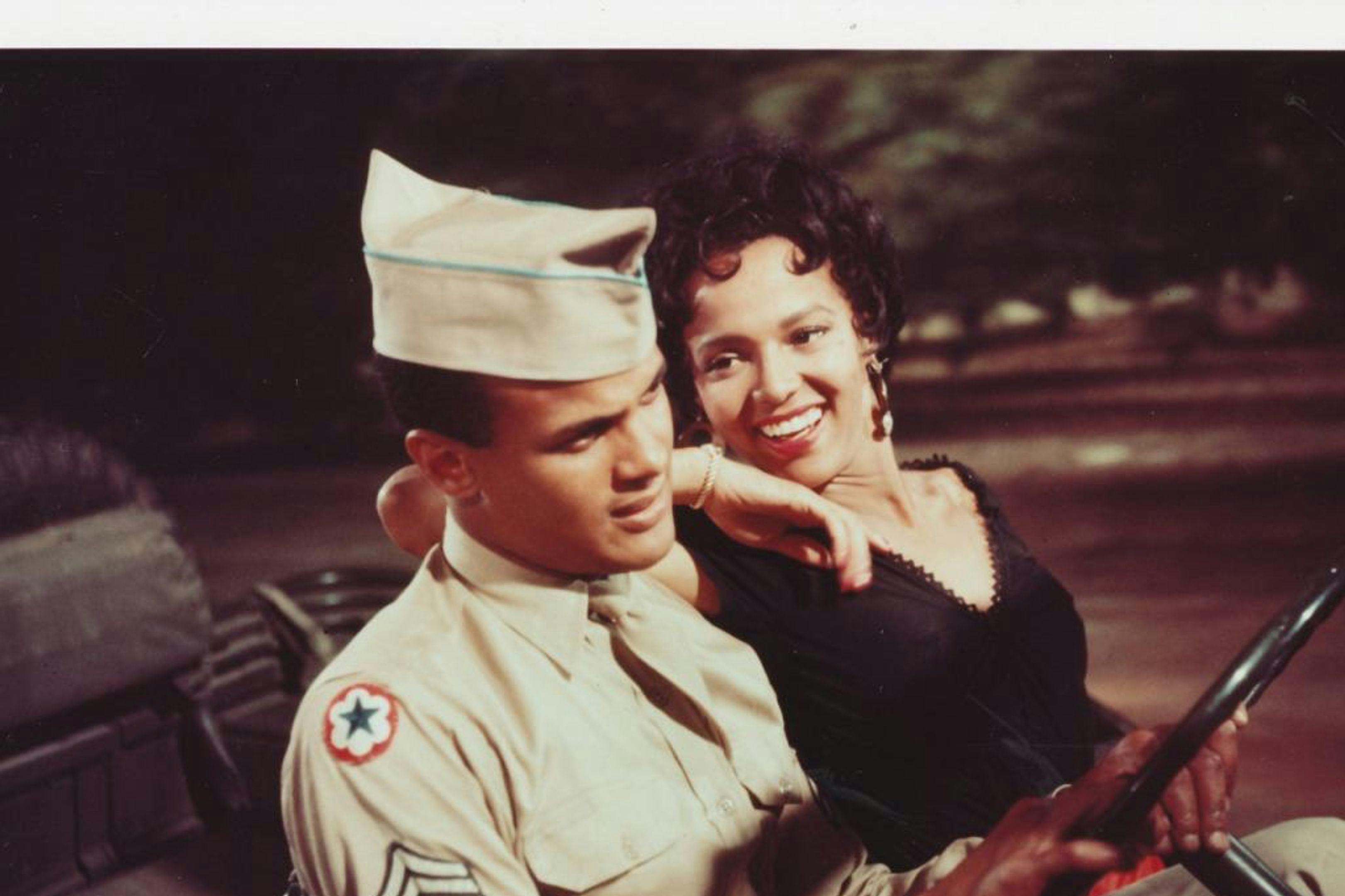 Harry Belafonte y Dorothy Dandrige, en una imagen de 'Carmen Jones'.