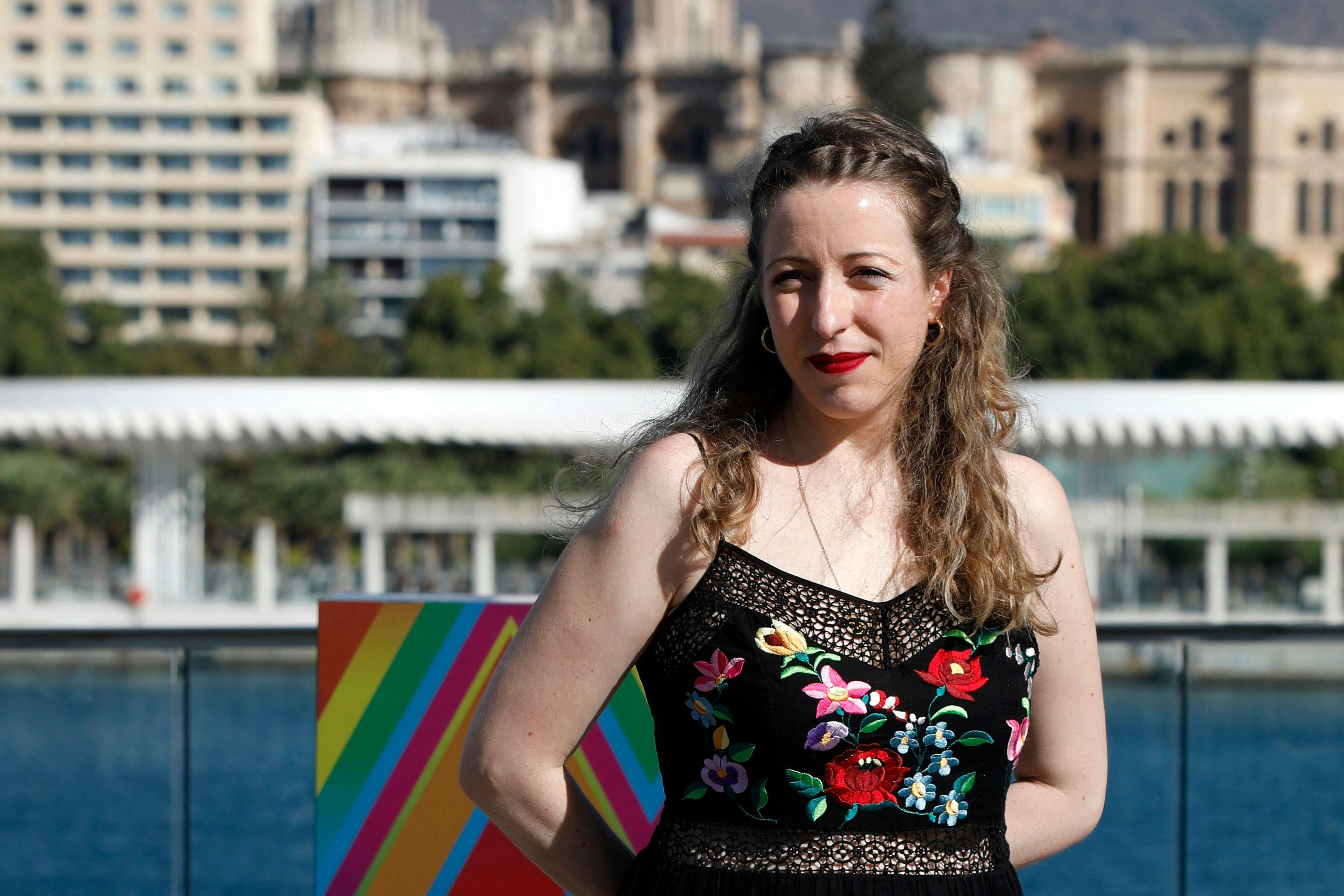 La directora Pilar Palomero posa en el photocall del Festival de Málaga