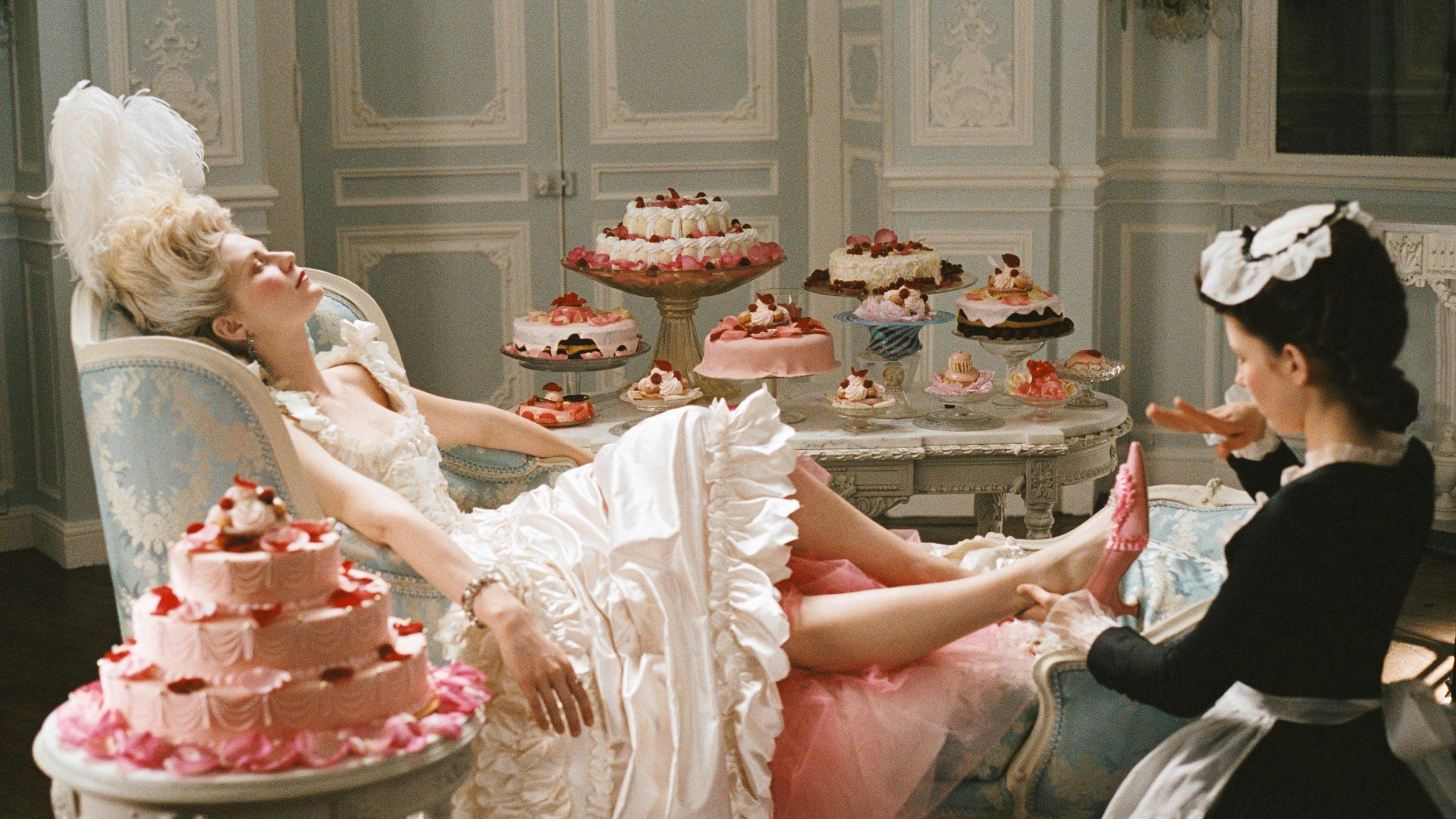 La actriz Kirsten Dunst, en una imagen promocional de la película 'Maria Antonieta', de Sofia Coppola