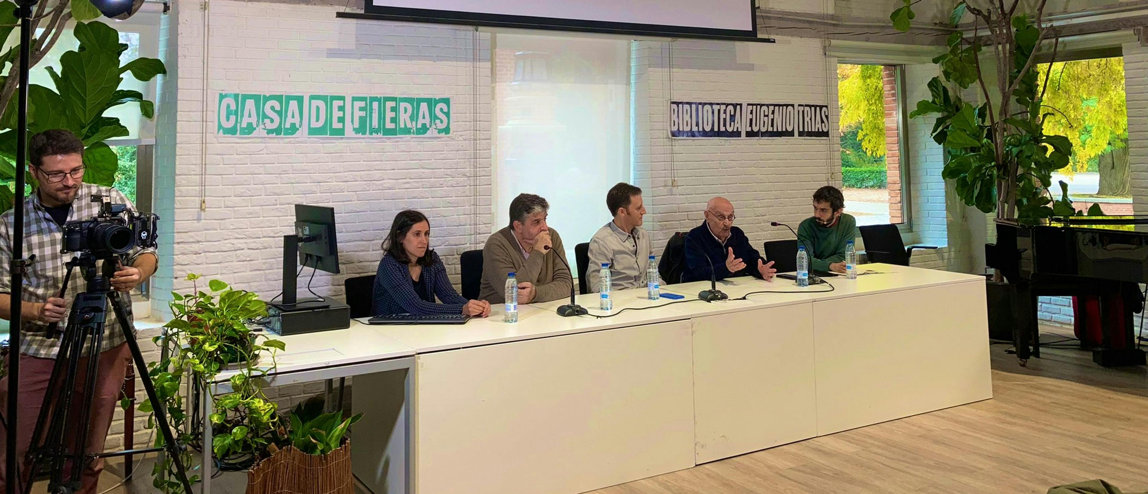 (De izq. a der.) Sonia Sánchez, Ignacio del Moral, Jacobo Delgado, Eduardo Ladrón de Guevara y Manu Dios    