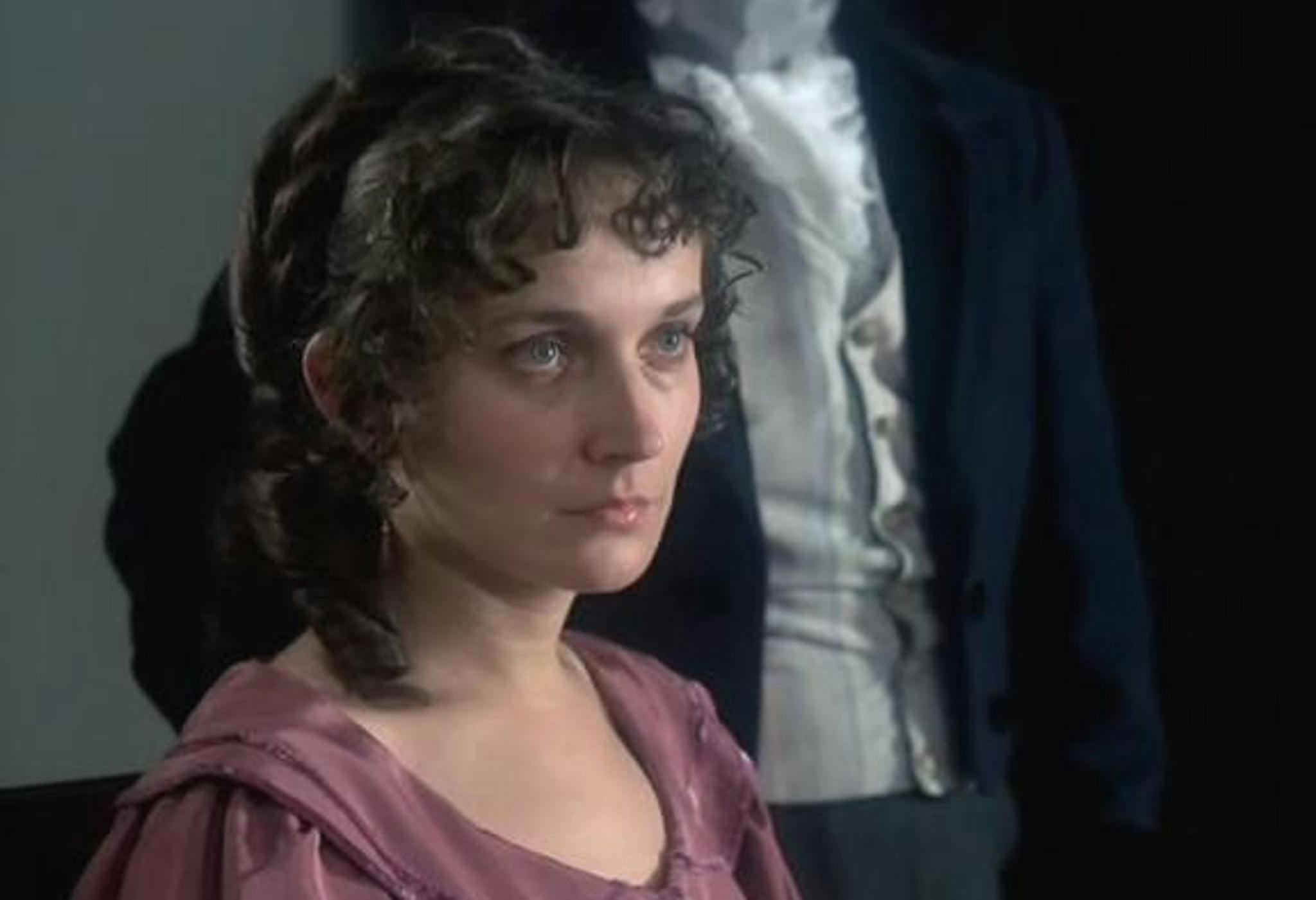 La actriz Rosalía Dans, en un fotograma de la miniserie 'Goya' (1985)