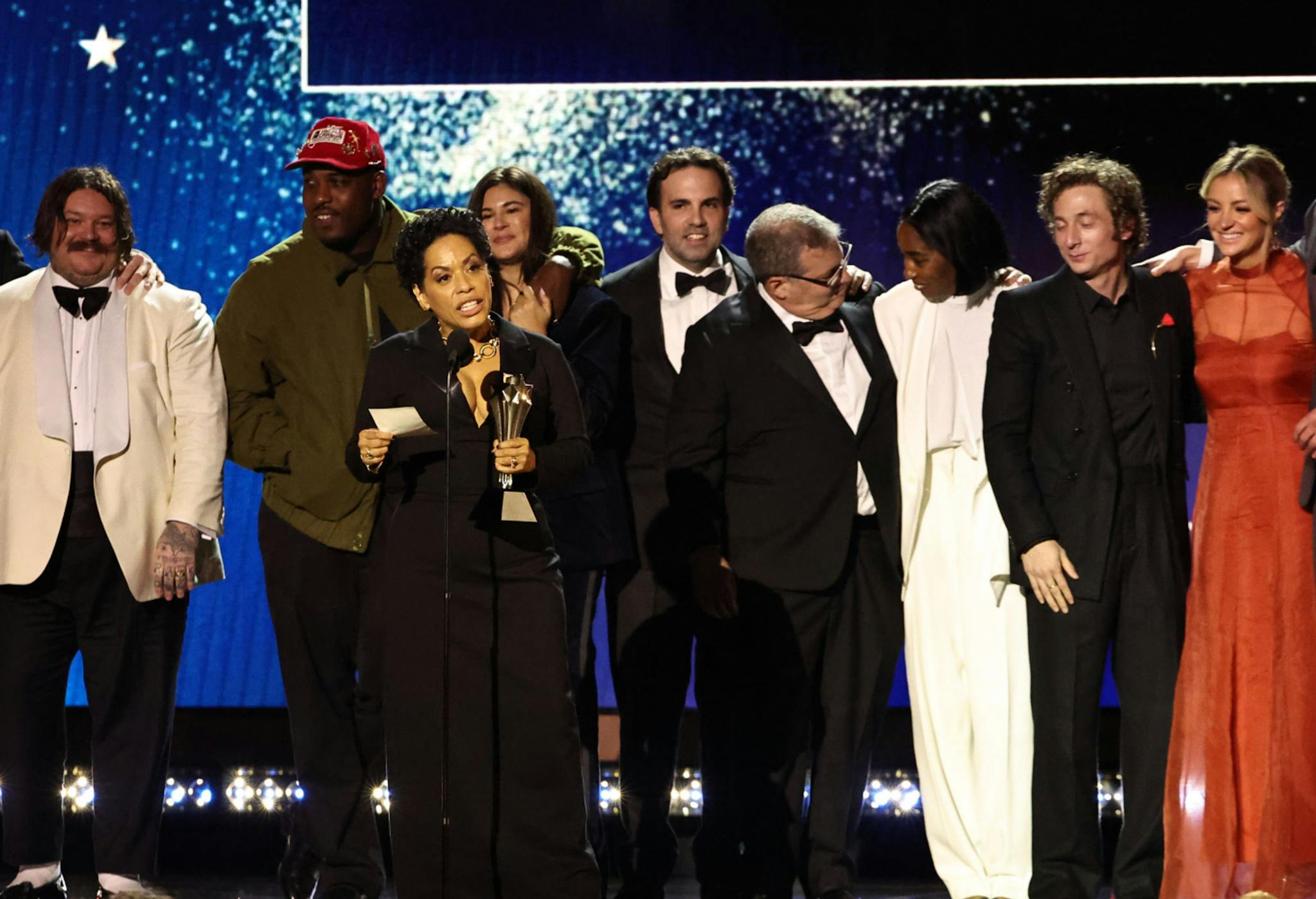 Jeremy Allen White y Ayo Edebiri han repetido el triunfo de los Globos de Oro y ganado también en los Critics Choice Awards