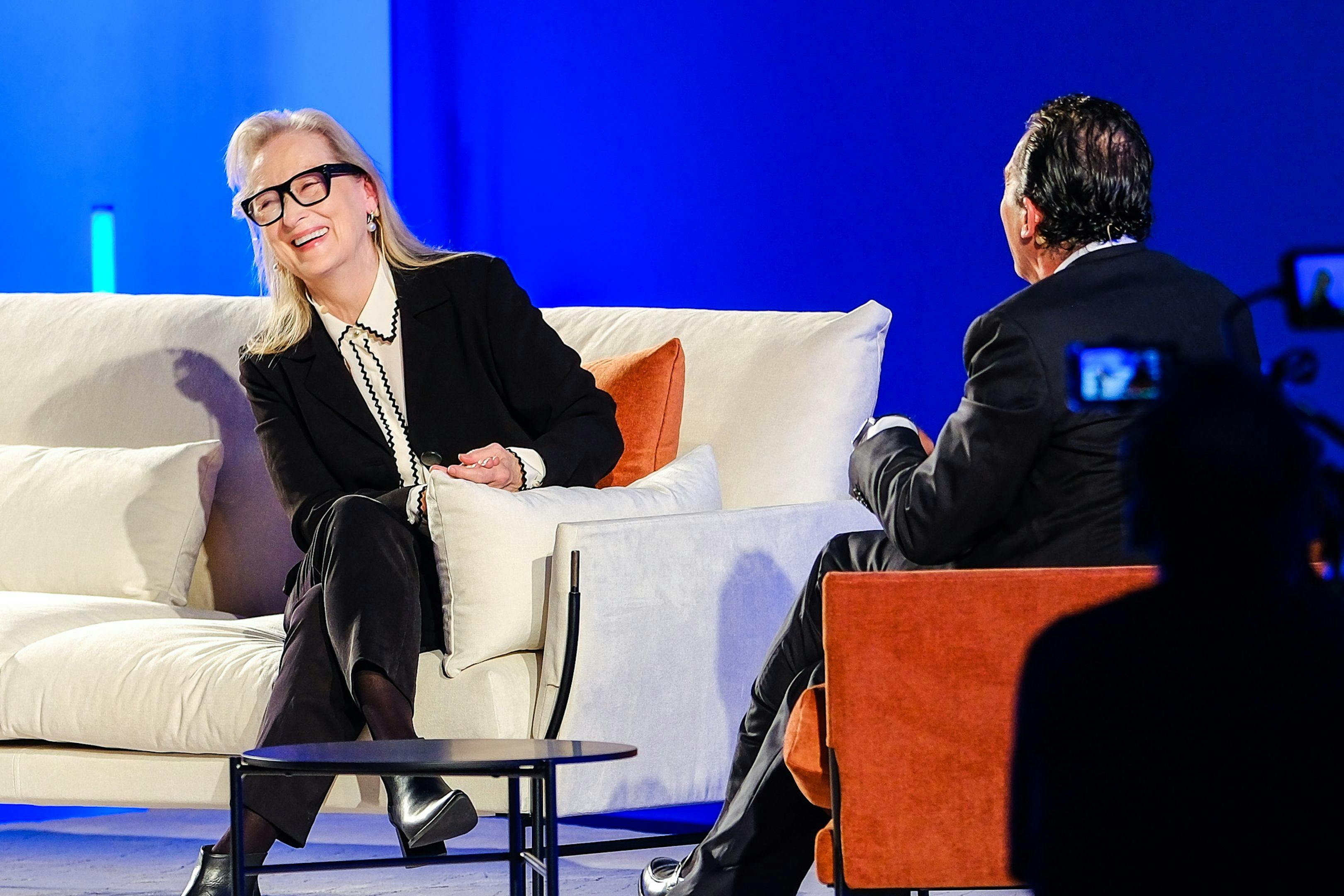 Meryl Streep conversa con Antonio Banderas en Oviedo, horas antes de recoger su Premio Princesa de Asturias