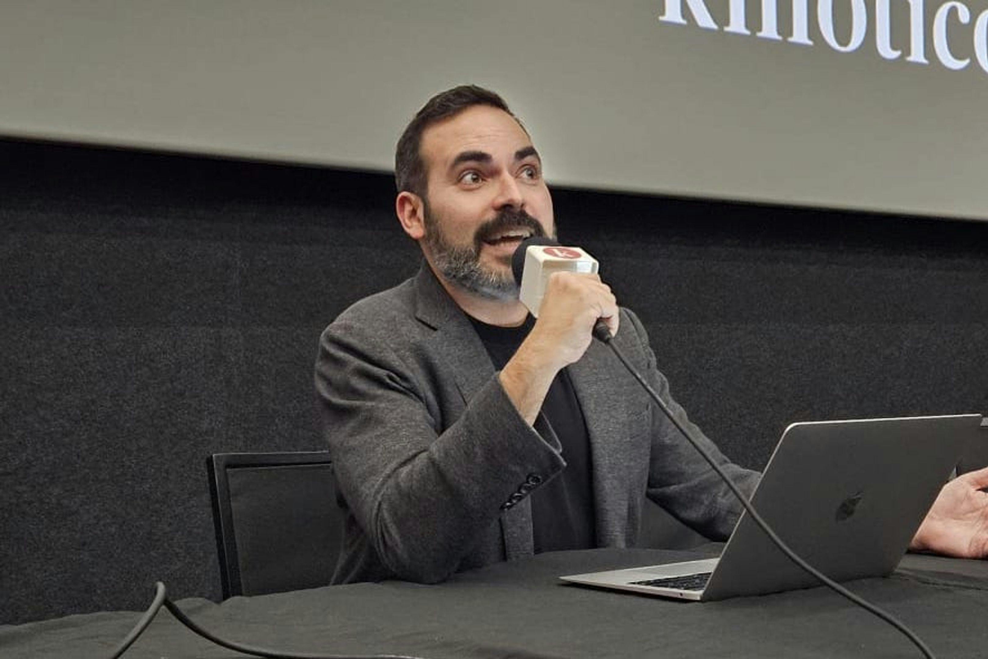 David Martos presenta el programa Kinótico 400 en los Cines Embajadores de Madrid