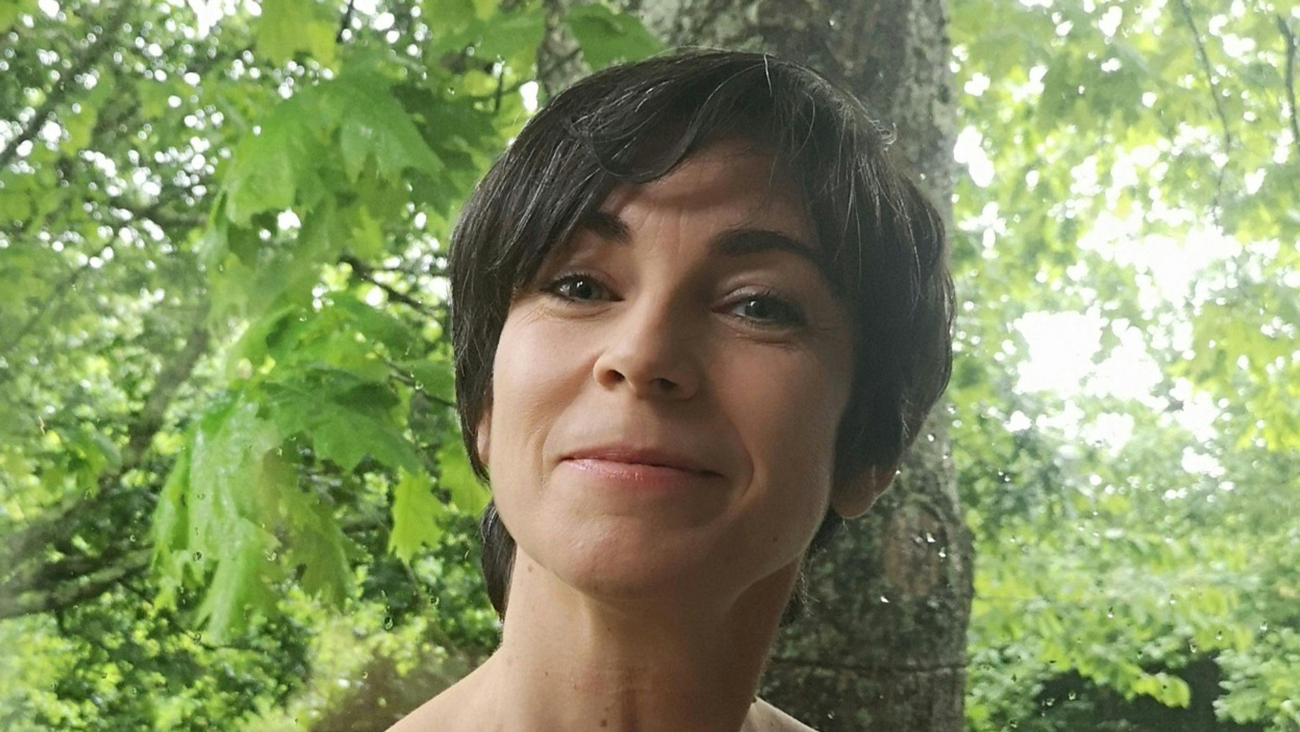 Araceli Gonda, guionista gallega responsable de 'Cuñados' y su secuela, 'Hierro' o 'Serramoura'