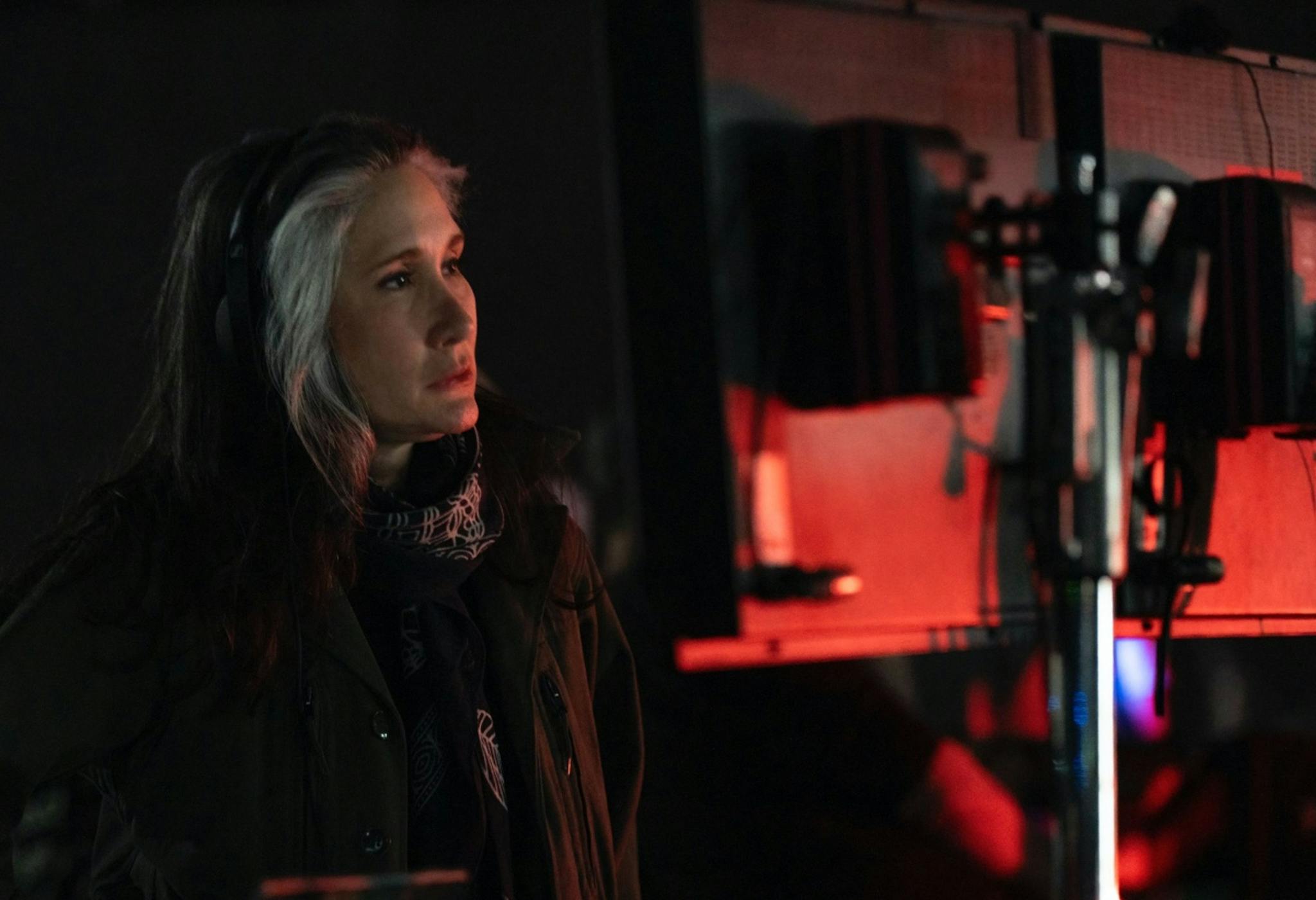 La directora y guionista Issa López, en el rodaje de 'True Detective: noche polar'