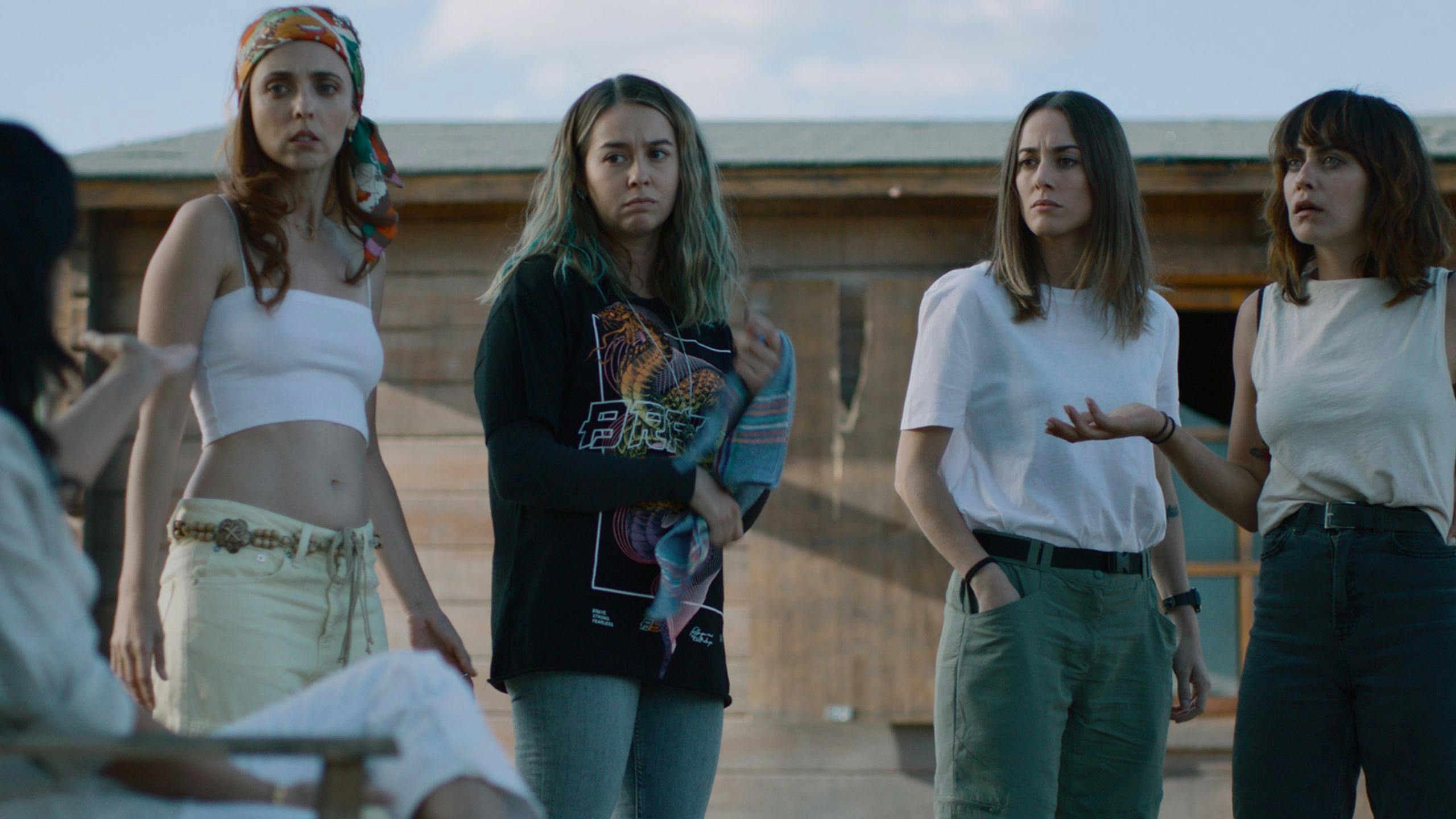 Leticia Dolera, María León, Silvia Alonso, Paula Usero y Aislinn Derbez son las protagonistas de la serie 'Noche de chicas'