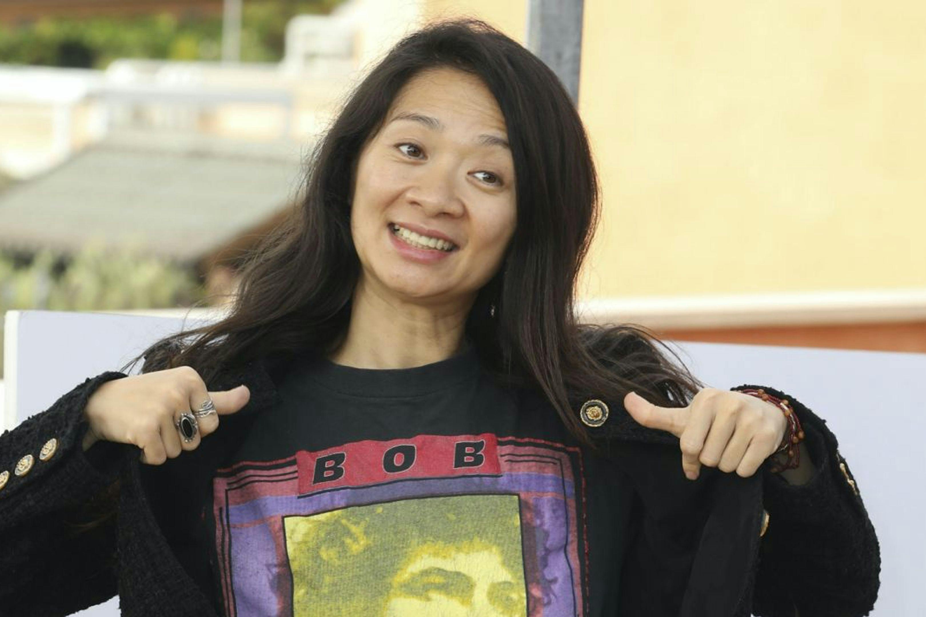 La directora Chloé Zhao, durante la promoción de 'Eternals'.