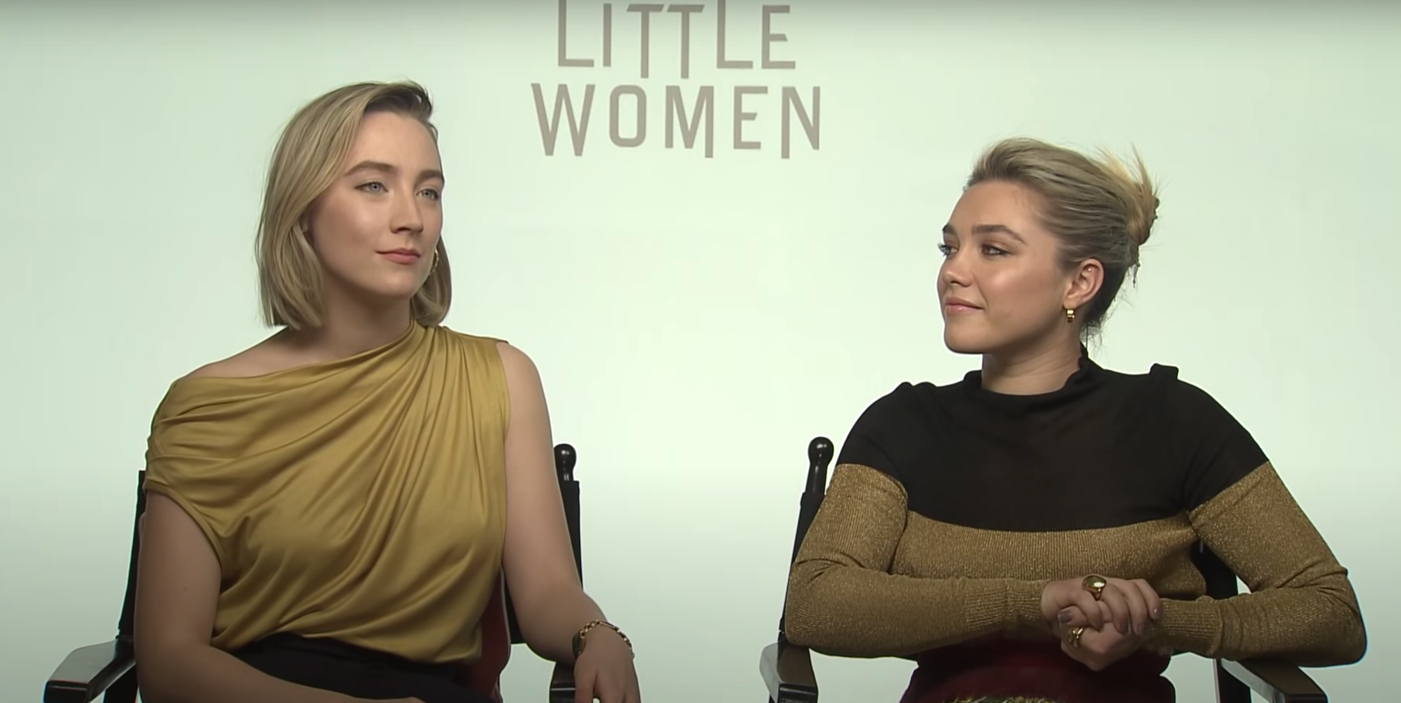 Las actrices Saoirse Ronan y Florence Pugh, durante su entrevista con Kinótico por 'Mujercitas'