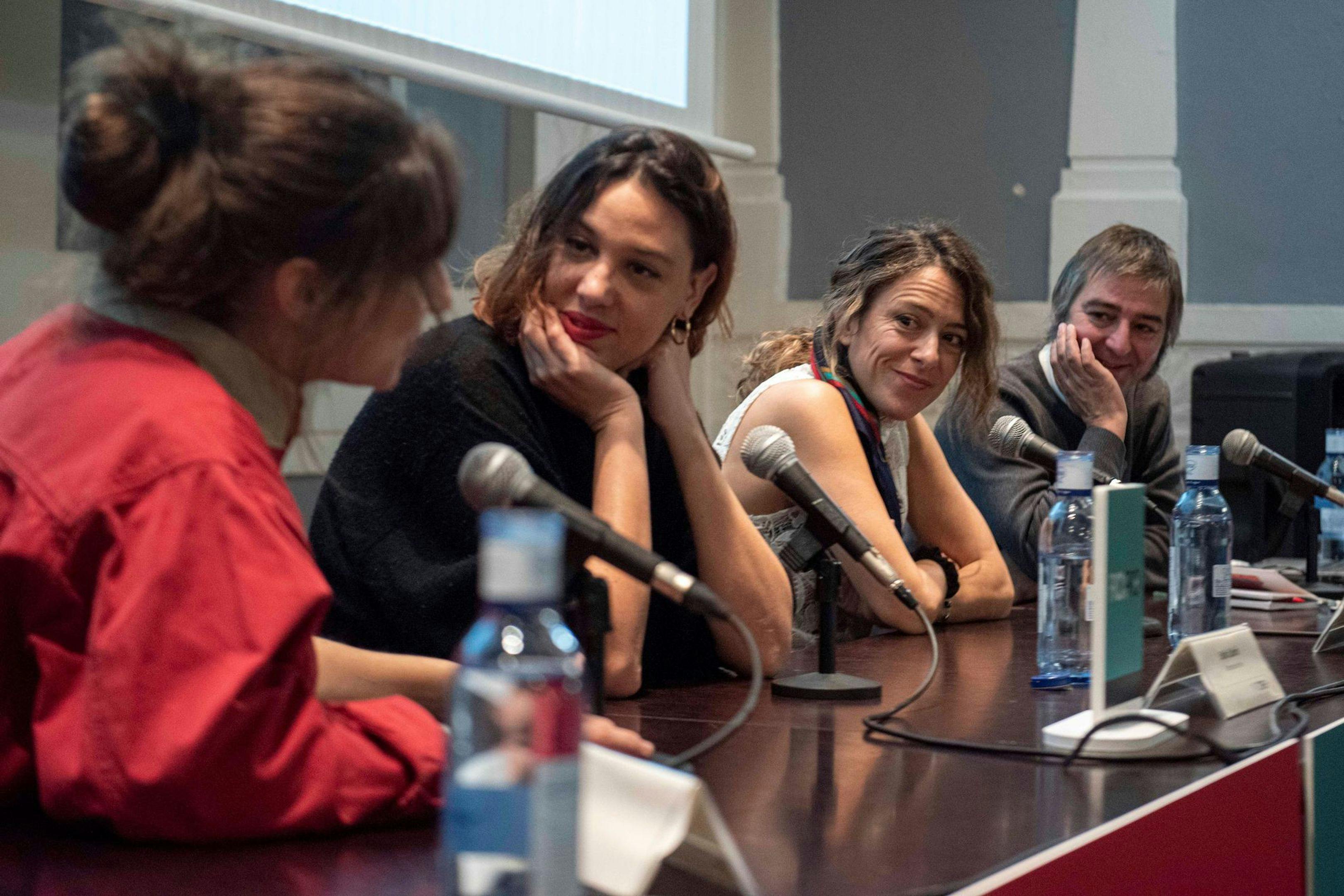 Andrea Jaurrieta, Sofía Quirós y Anxos Fazáns hablan con Jorge Rivero sobre el estado del corto en España
