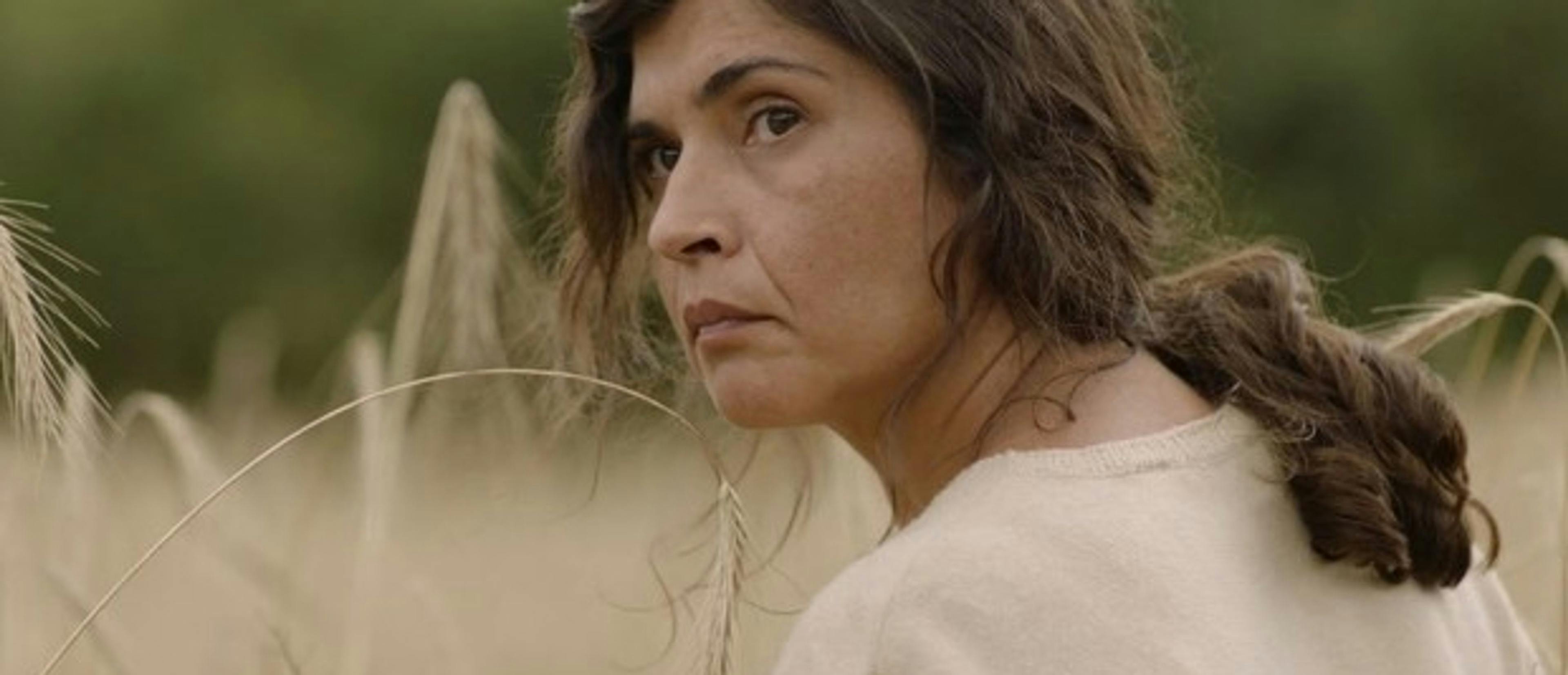 Janet Novás protagoniza la segunda película de Jaione Camborda, 'O corno'