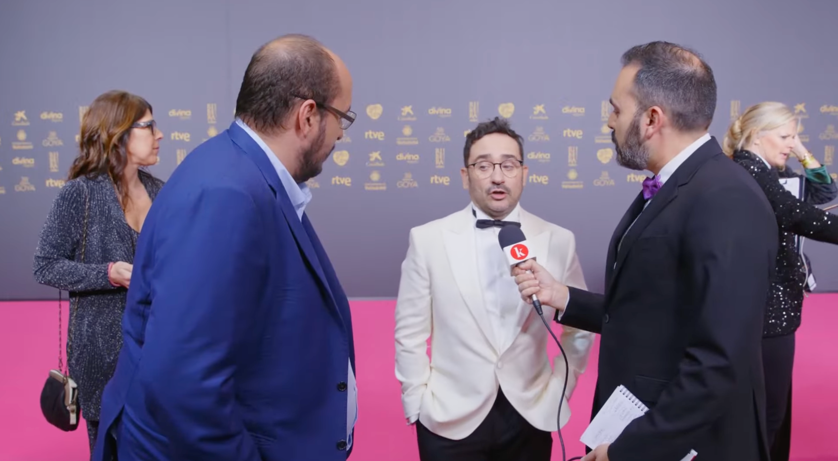 Núria Costa, Dani Mantilla, J.A. Bayona y David Martos durante la retransmisión en directo de Kinótico de la alfombra roja de la 38 edición de los Premios Goya