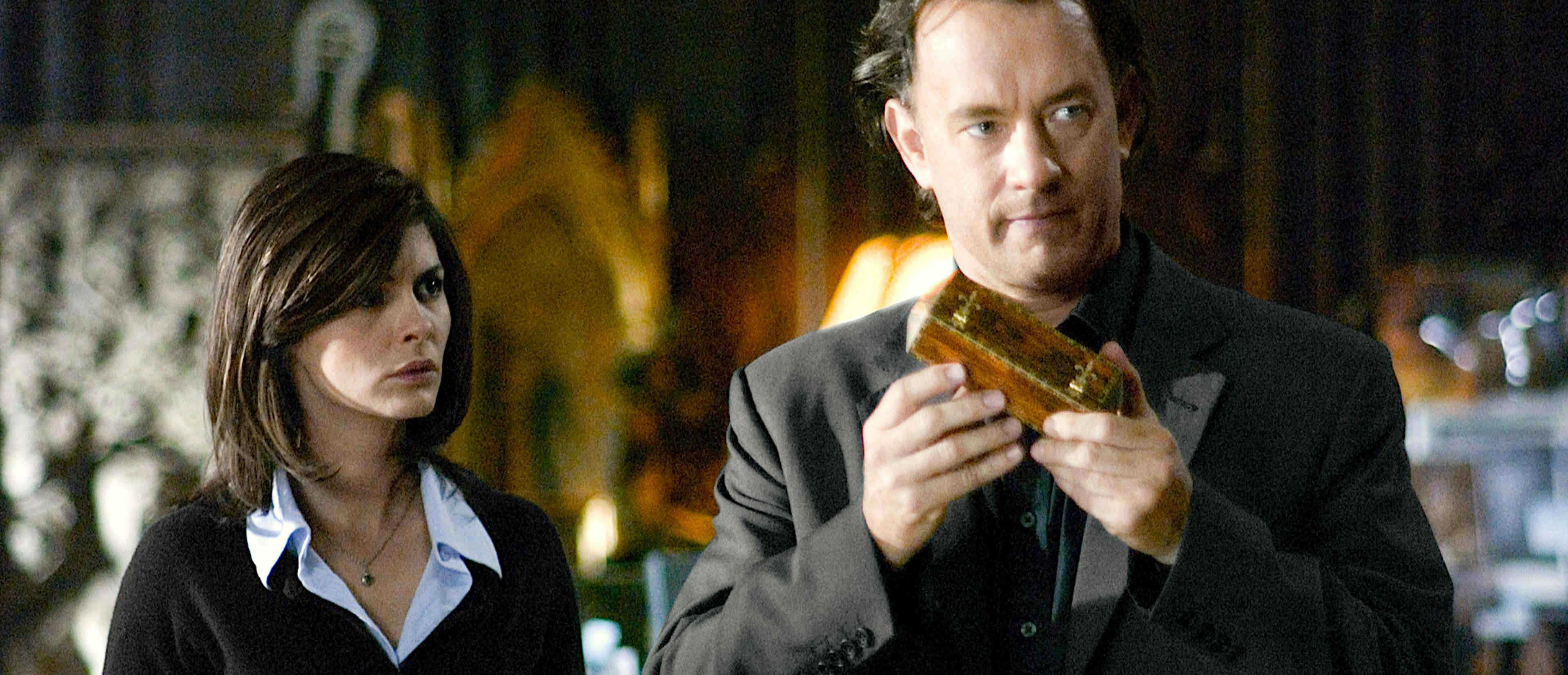 Los actores Audrey Tautou y Tom Hanks, en una imagen promocional de la película 'El código Da Vinci'