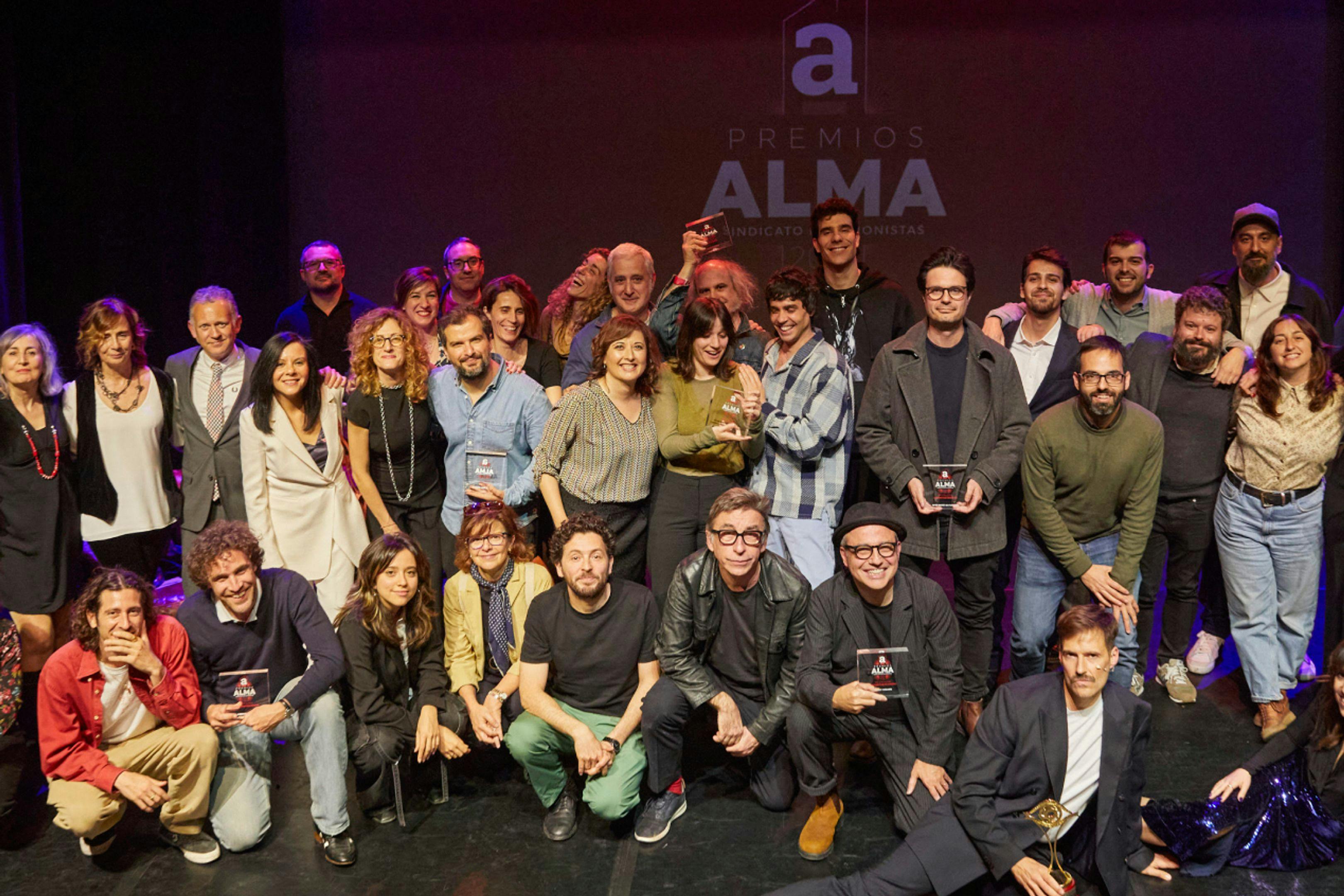 Foto de todos los ganadores de los Premios ALMA 2024