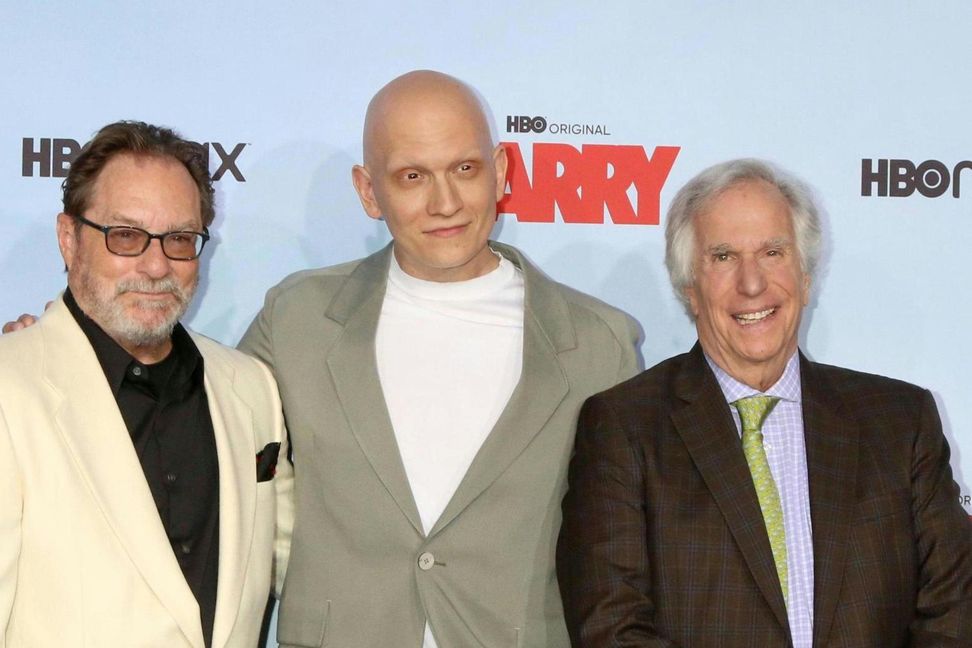 Stephen Root, Anthony Carrigan y Henry Winkler en la premiere de la cuarta temporada de 'Barry'