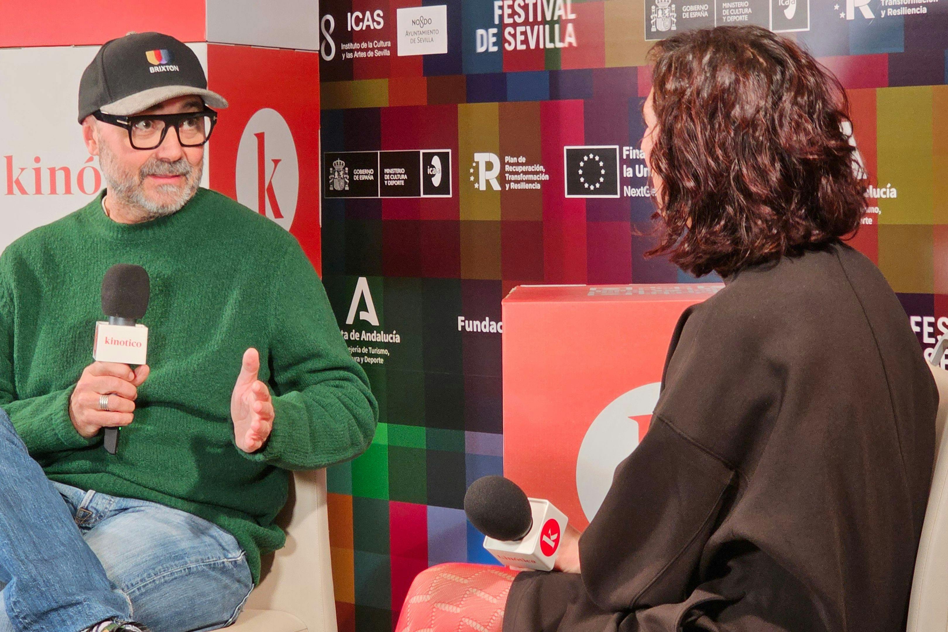Pedro Cabañas y Begoña Donat en el set de Kinótico en el Festival de Cine Europeo de Sevilla 2023