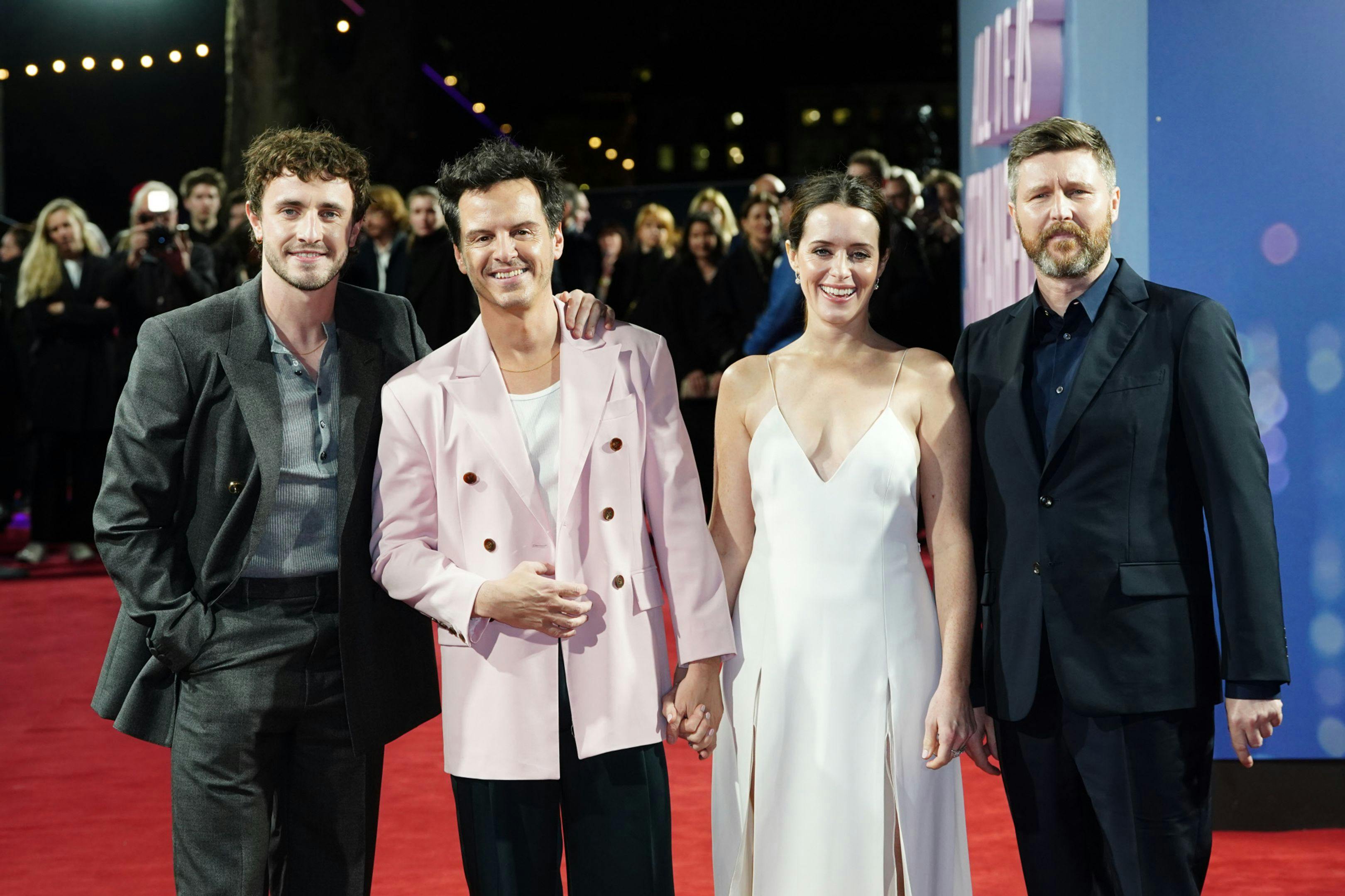 Paul Mescal, Andrew Scott, Claire Foy y Andrew Haigh en la alfombra roja de 'Desconocidos' en Londres