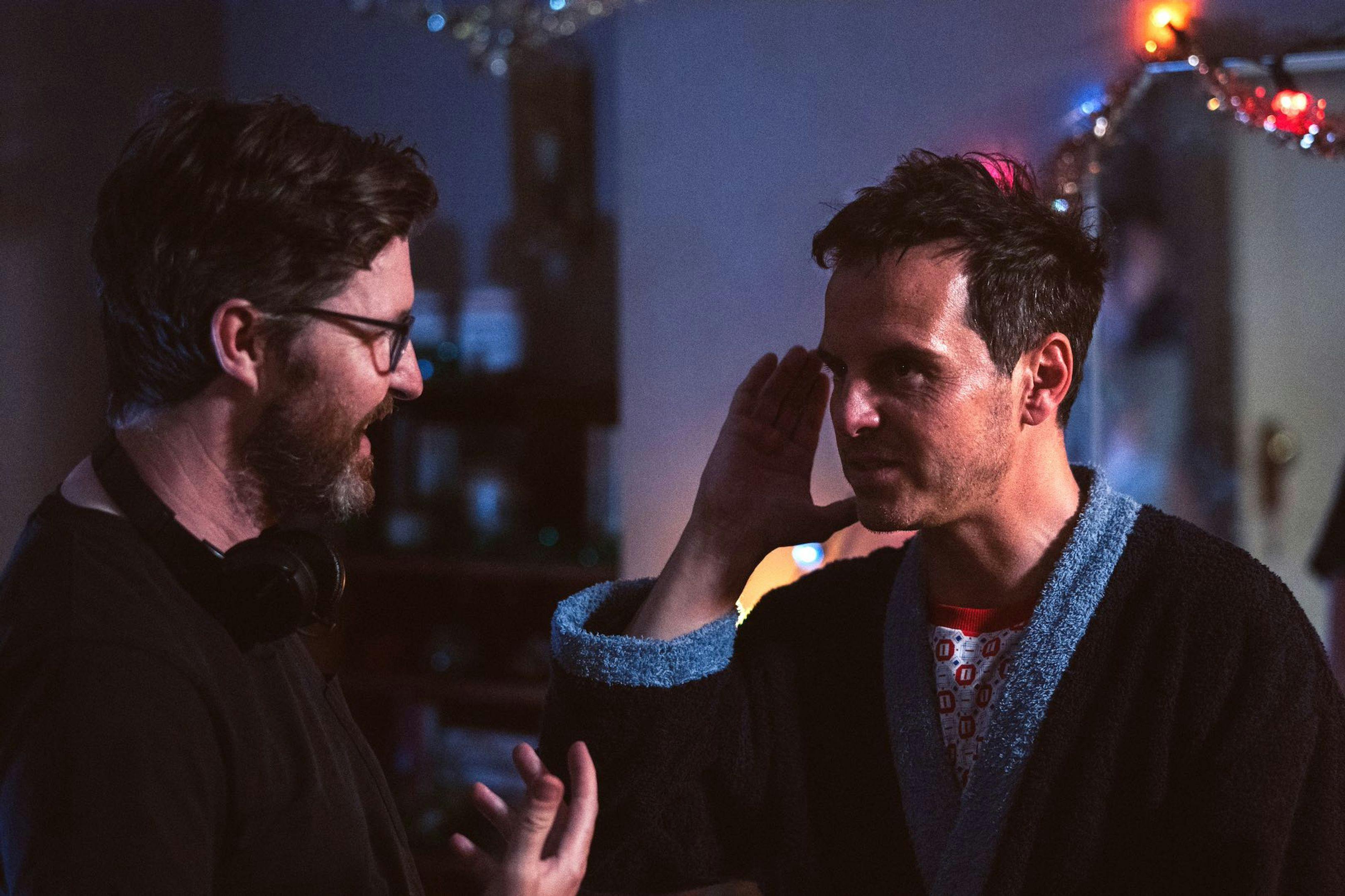 Andrew Haigh y Andrew Scott en el rodaje de 'Desconocidos'