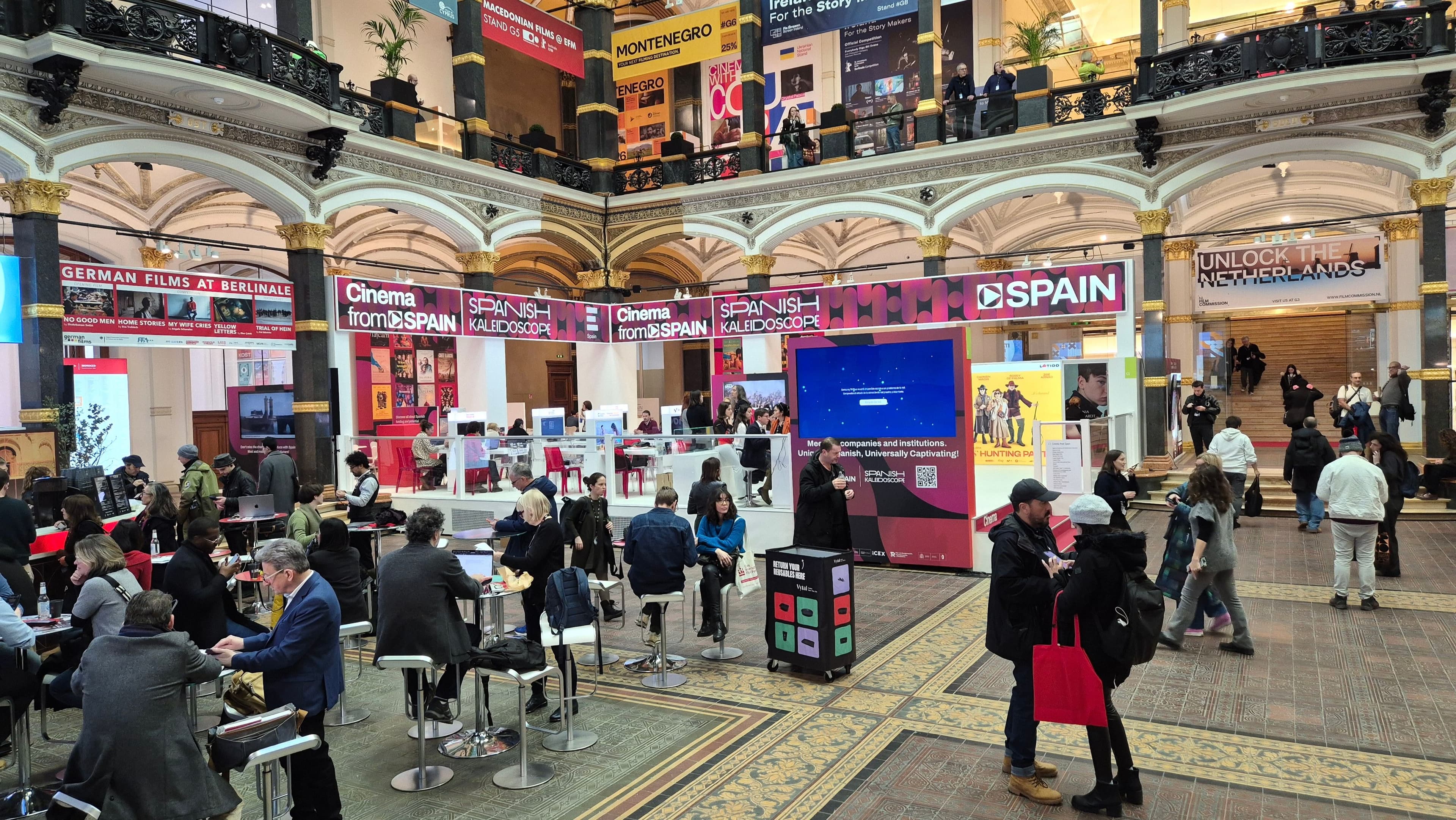 Panorámica del stand de España en el EFM 2026 de la Berlinale