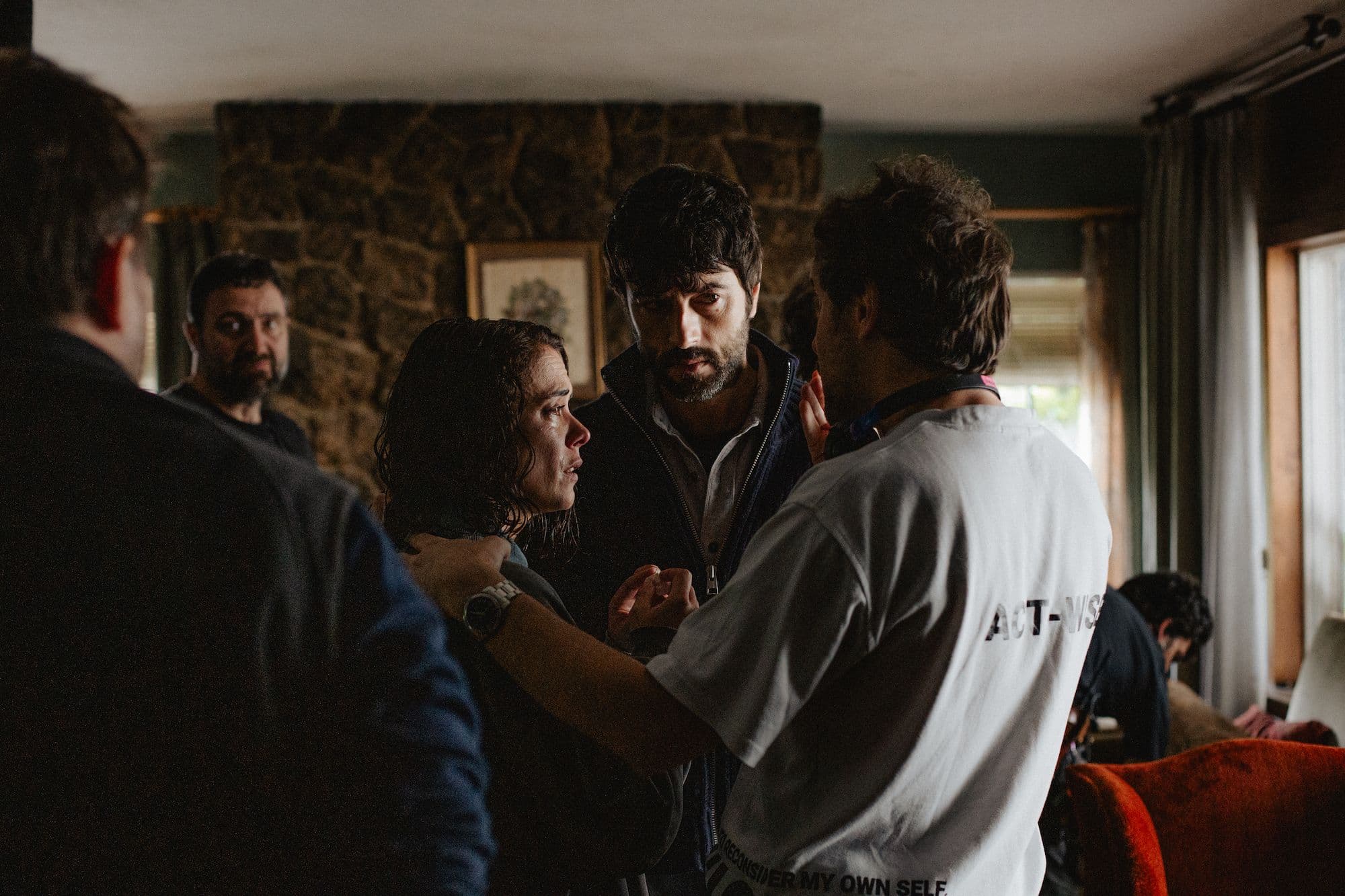 Foto del rodaje de 'Singular' de Alberto Gastesi, con Patricia López Arnaiz y Javier Rey