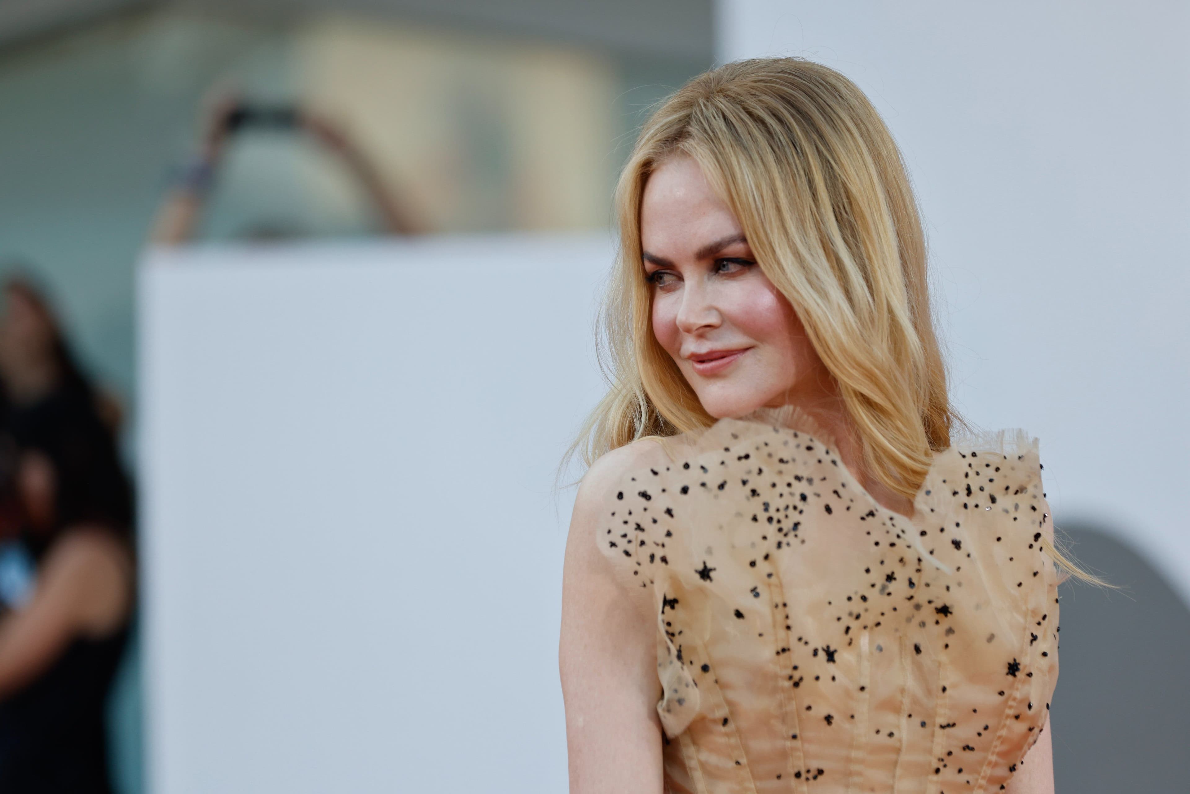 La actriz Nicole Kidman, en la alfombra roja de la película 'Babygirl' durante la Mostra de Venecia 2024