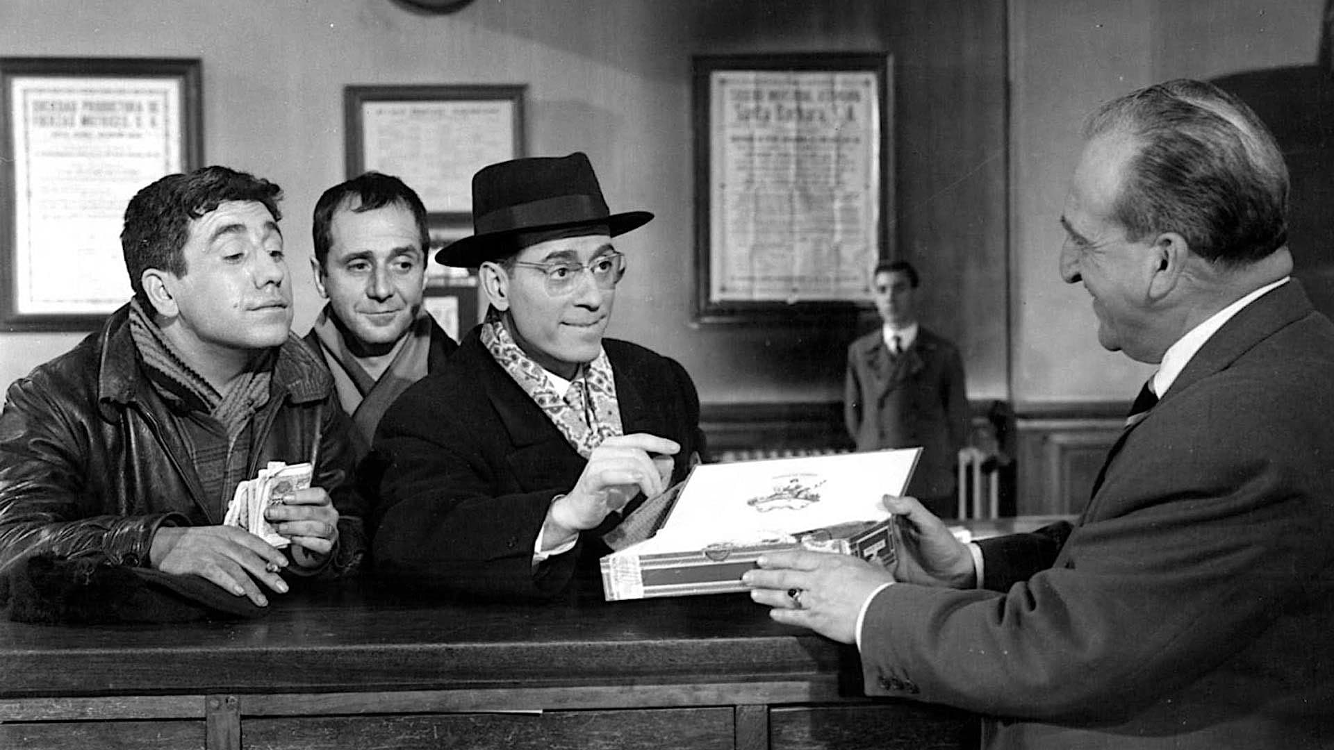 Fotograma de 'Plácido' con Cassen, Manuel Aleixandre y José Luis López Vázquez a la izquierda de la imagen