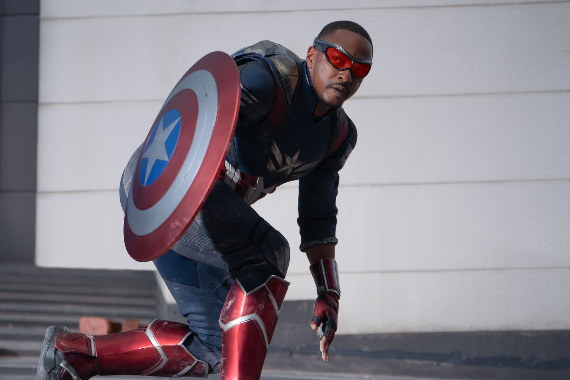 Anthony Mackie en un fotograma promocional de 'Capitán América: Brave new world'