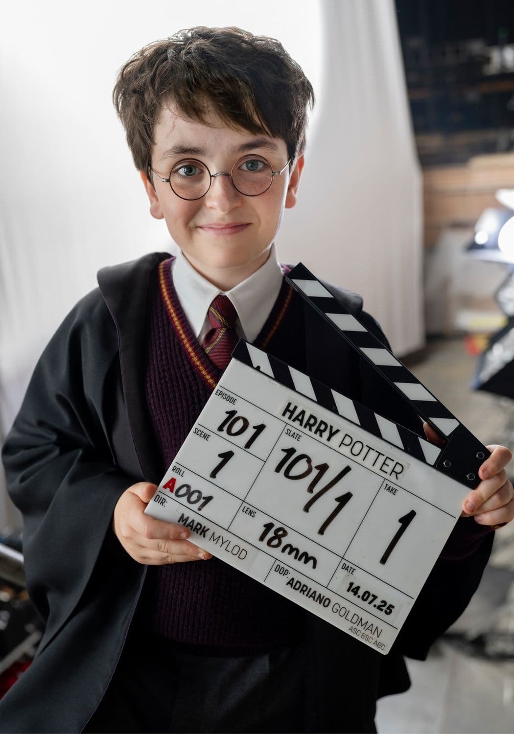 Primera foto de Dominic McLaughlin como 'Harry Potter' para la nueva serie de HBO