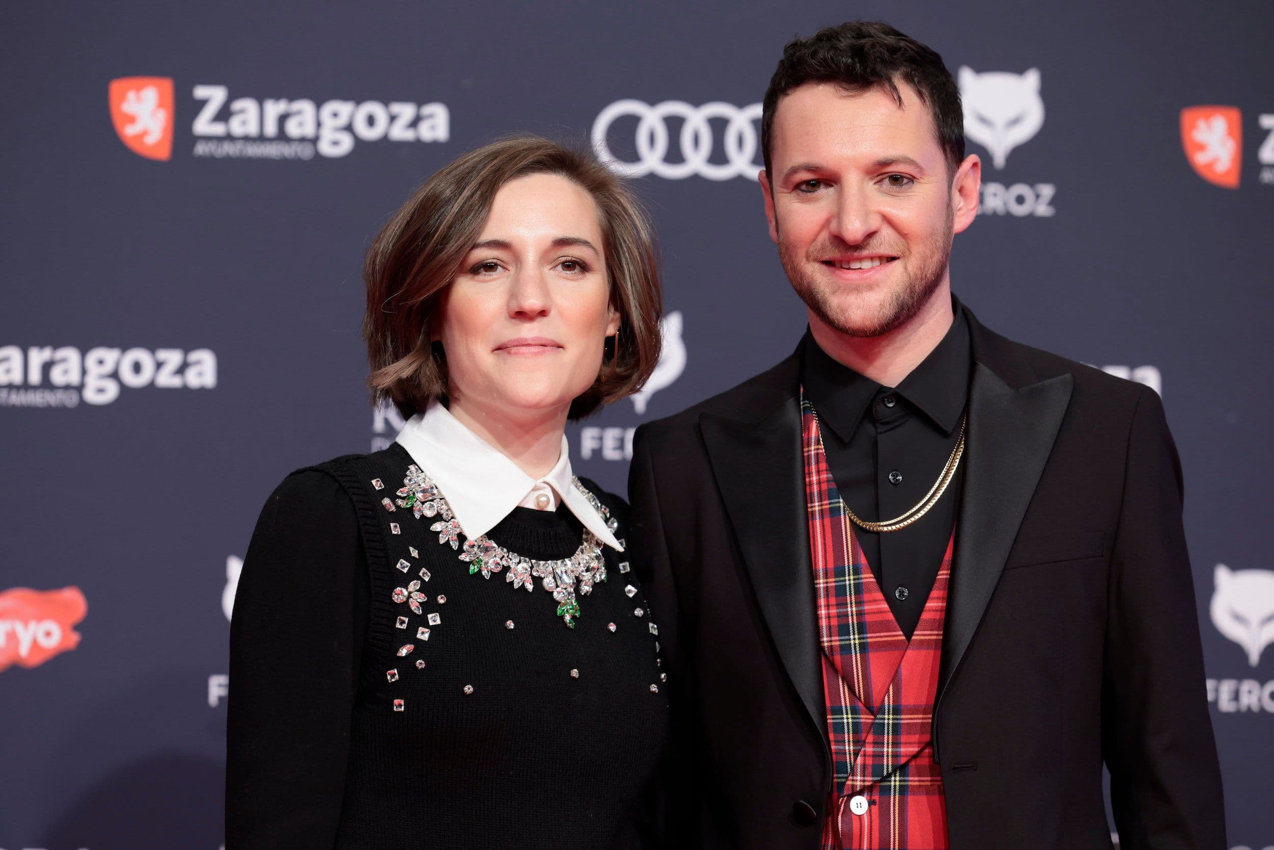 La directora Carla Simón y el guionista Arnau Vilaró, en el photocall de los Premios Feroz 2023
