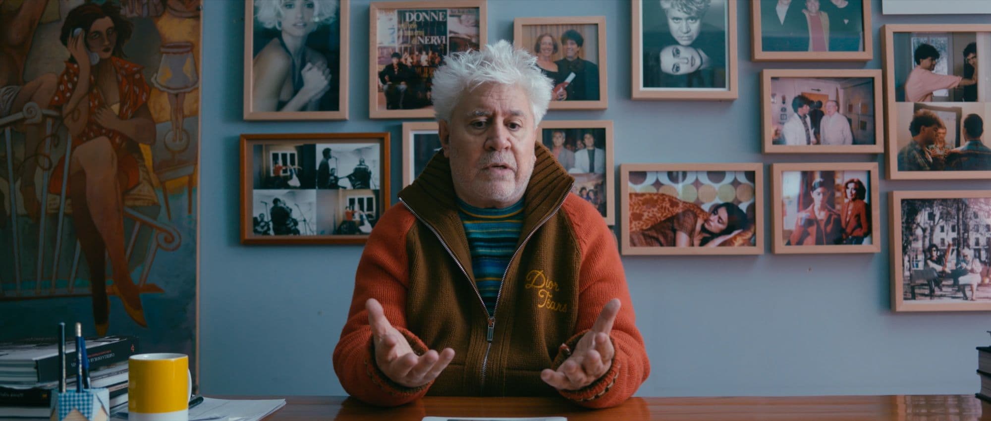 Fotograma de 'Un hombre libre', de Laura Hojman, con la participación de Pedro Almodóvar
