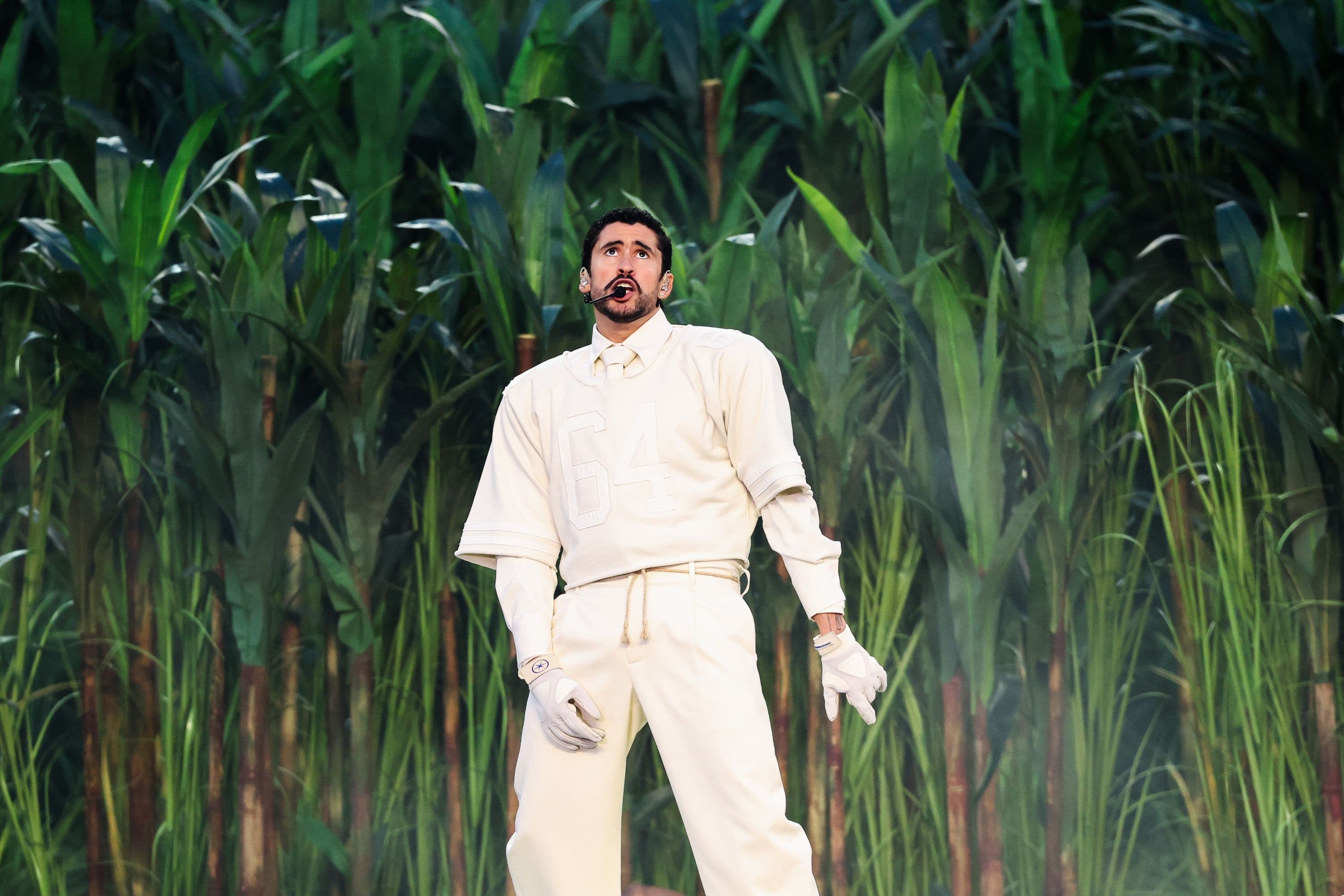 El cantante Bad Bunny, durante su actuación en el intermedio de la Super Bowl 2026