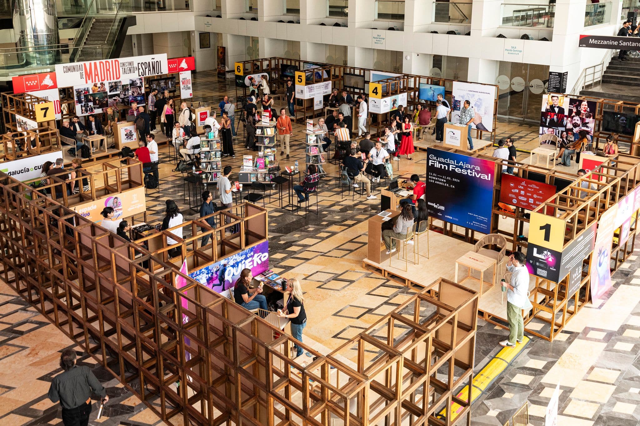 Panorama del mercado del Festival Internacional de Cine en Guadalajara en su edición de 2024