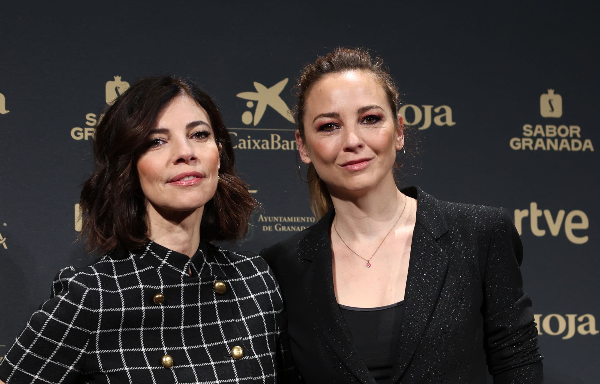 Las actrices Maribel Verdú y Leonor Watling en la rueda de prensa de los Goya 2025 en la Academia de Cine