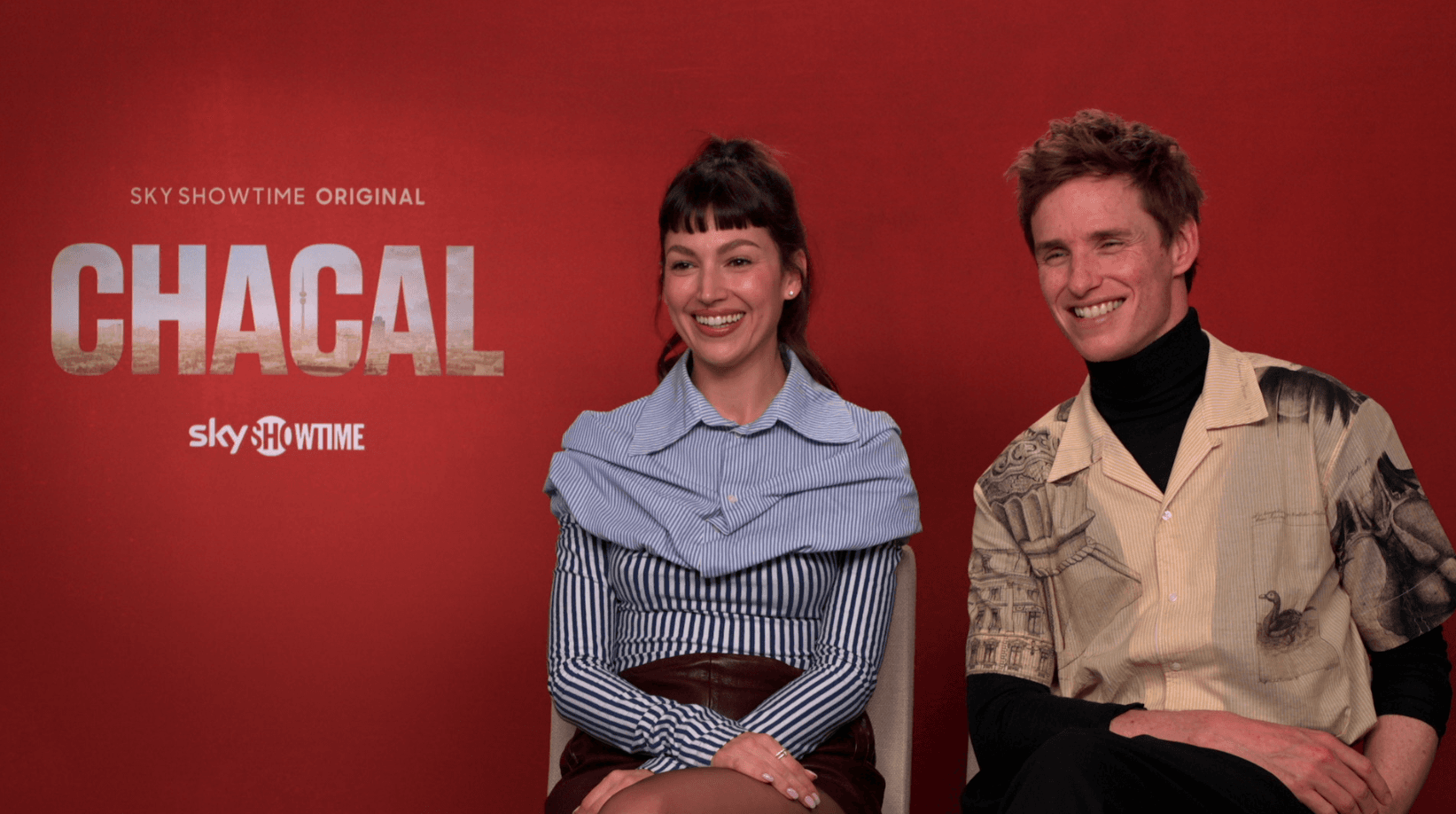 Úrsula Corberó y Eddie Redmayne, protagonistas de 'Chacal', serie de SkyShowtime