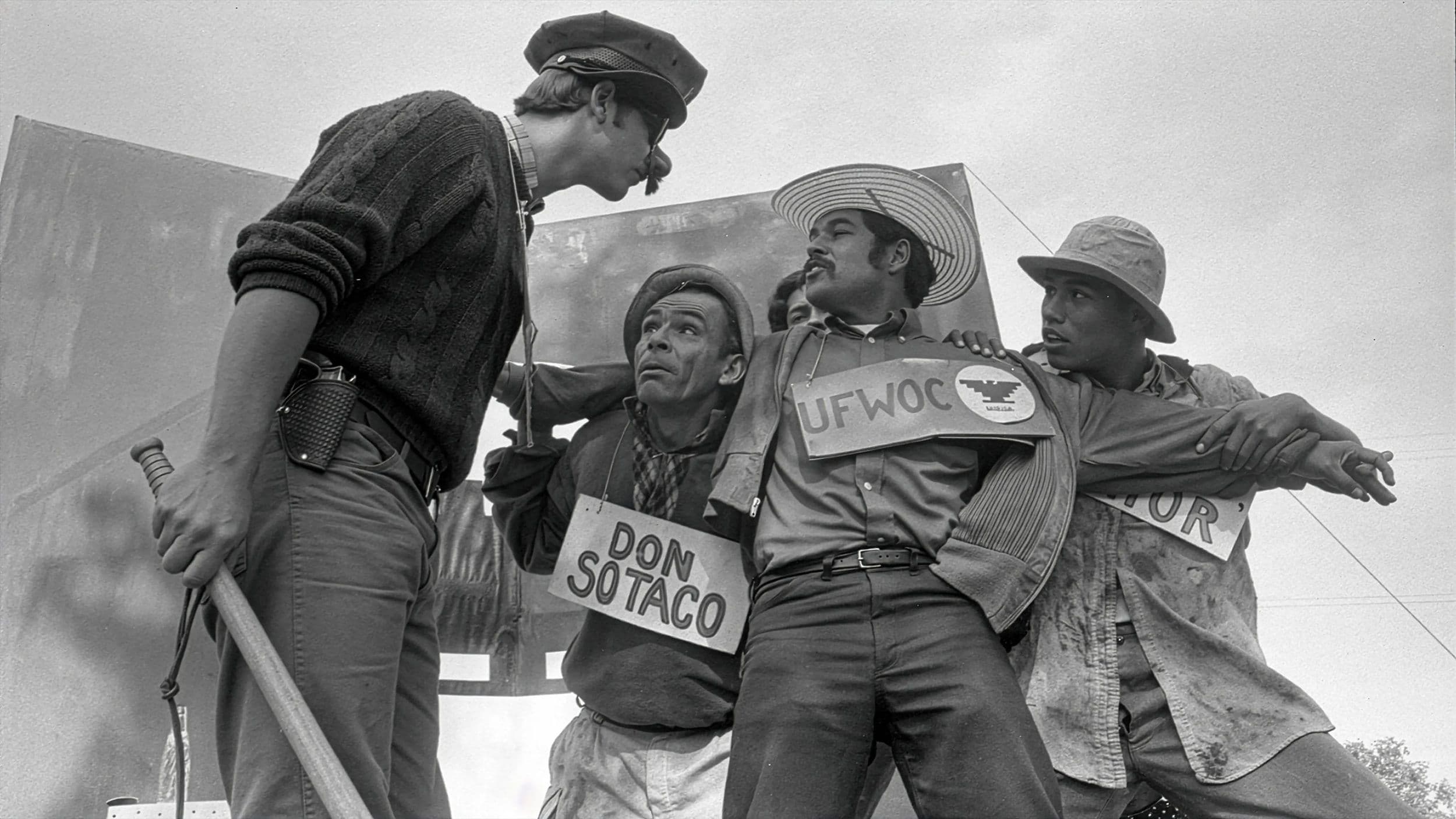 Fotograma promocional de 'American Pachuco: The Legend of Luis Valdez', de David Alvarado